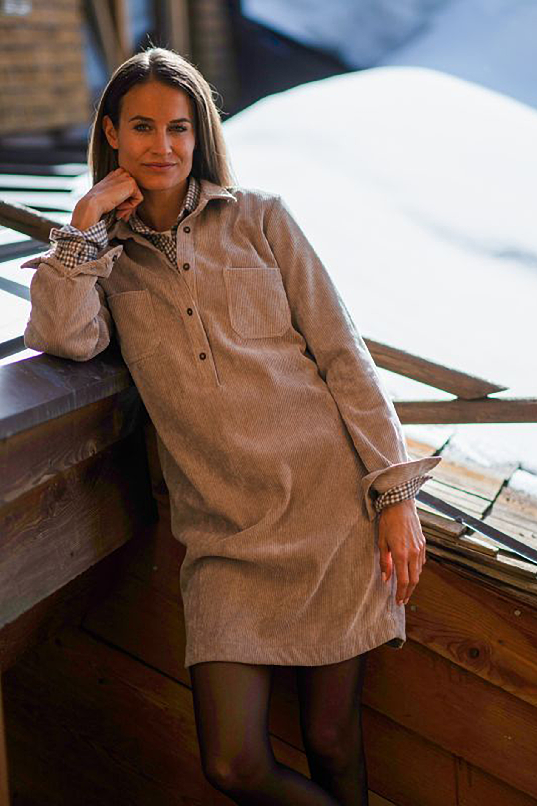 0039 ITALY Casual Fit Corduroy Shirt Dress Marisa