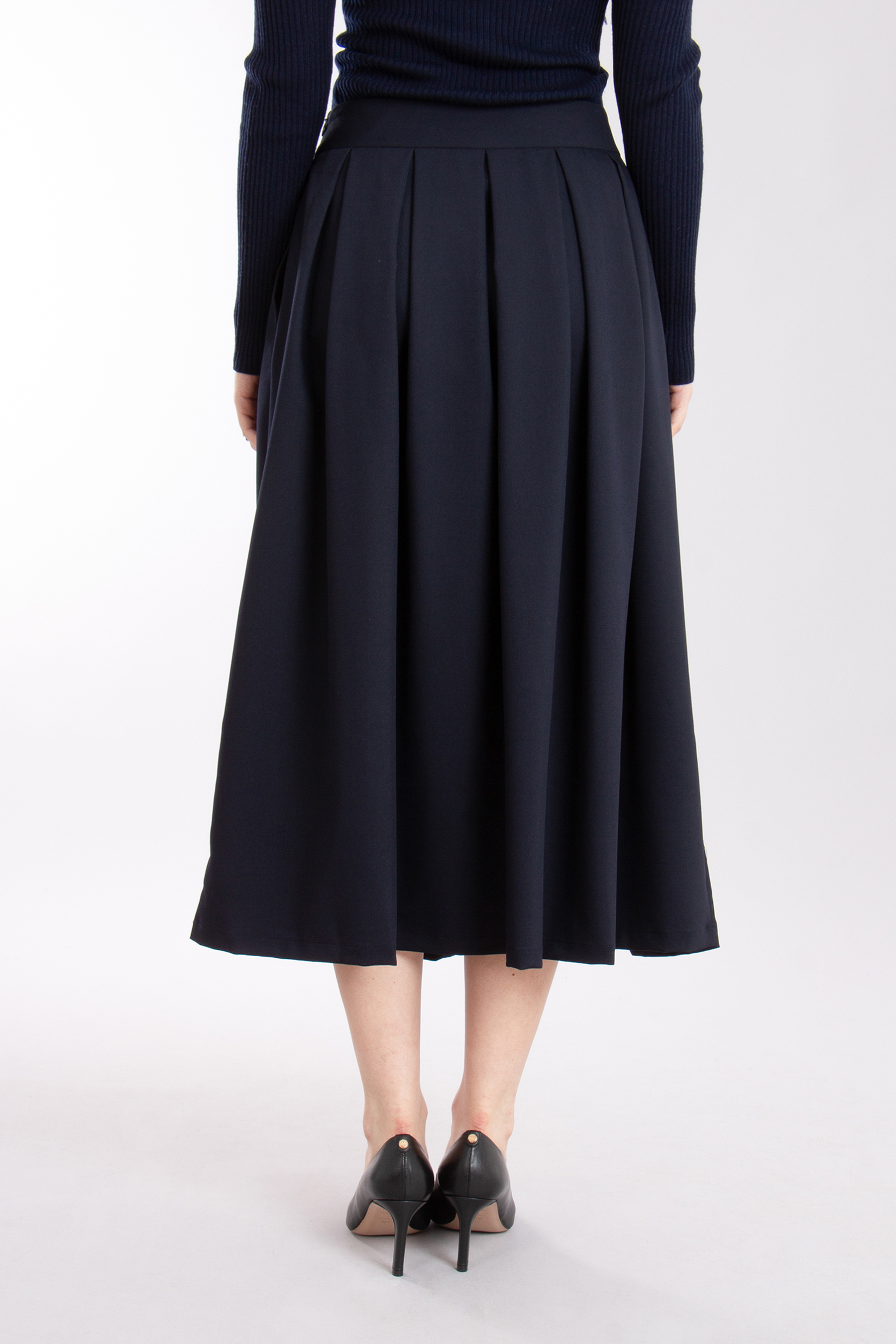 0039 ITALY Pleated Stretch Flannel Midi Skirt Kylie