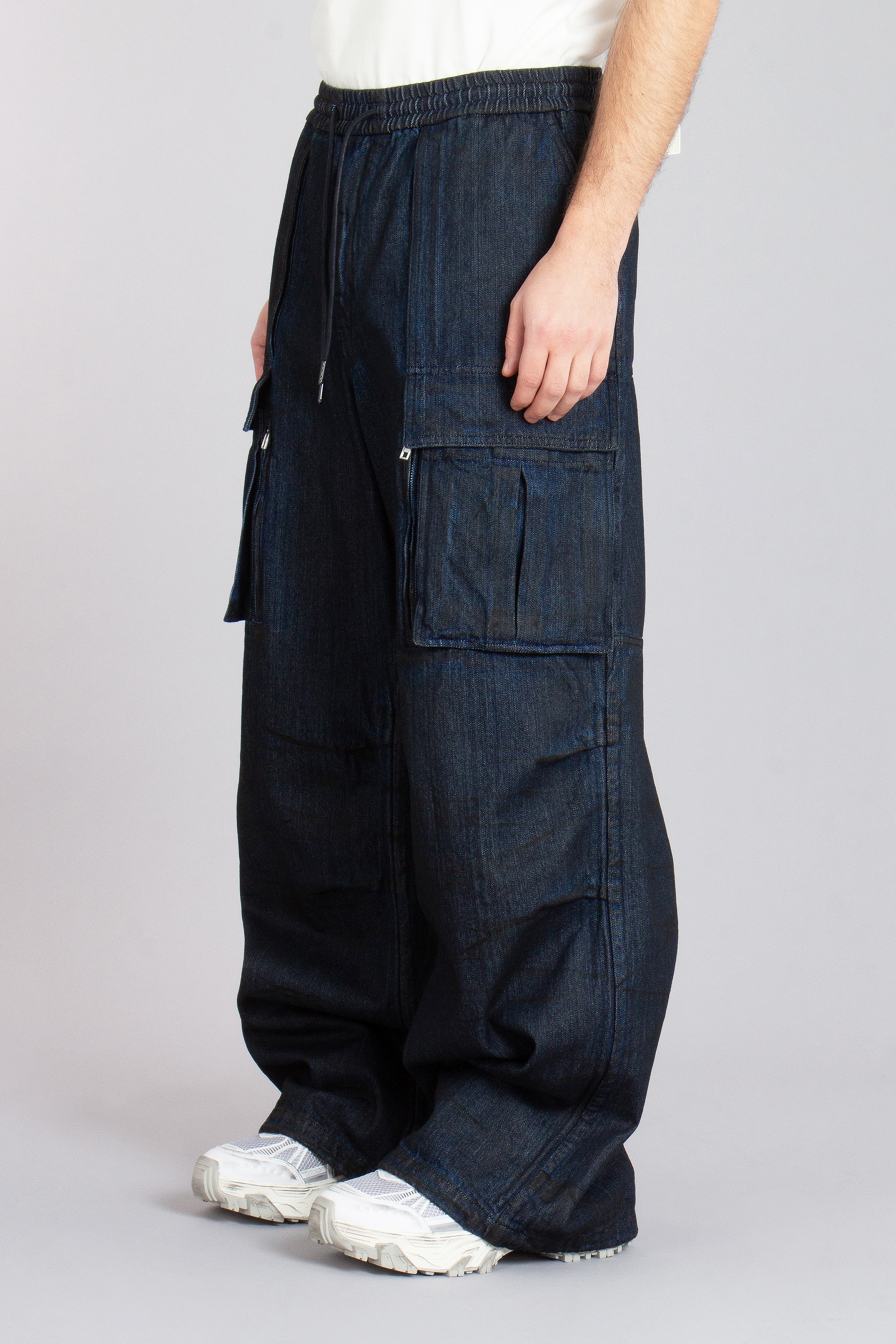 JUUN.J Loose Fit Cotton Denim Cargo Pants