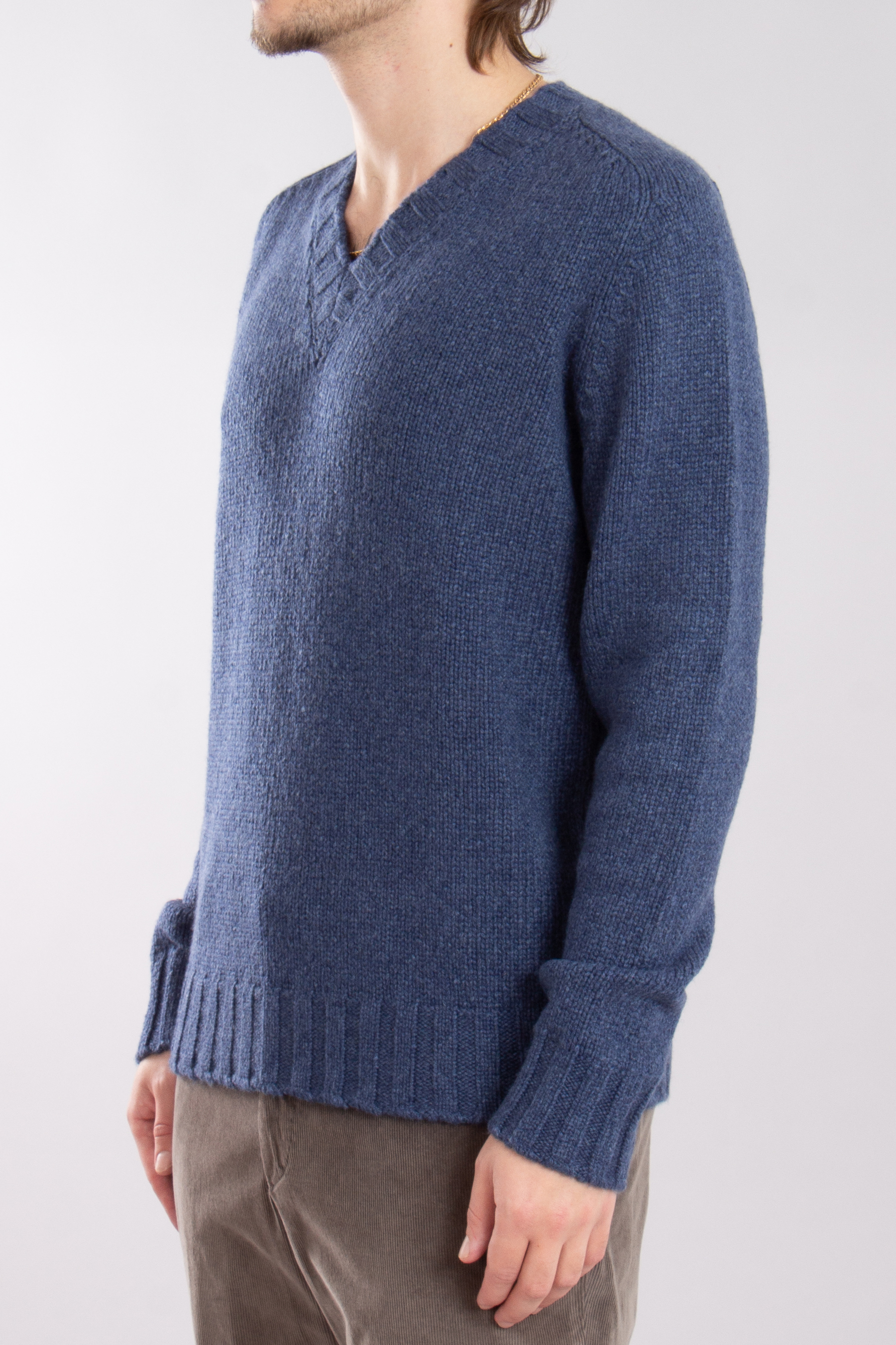 AIDA BARNI Cashmere V-Neck Sweater