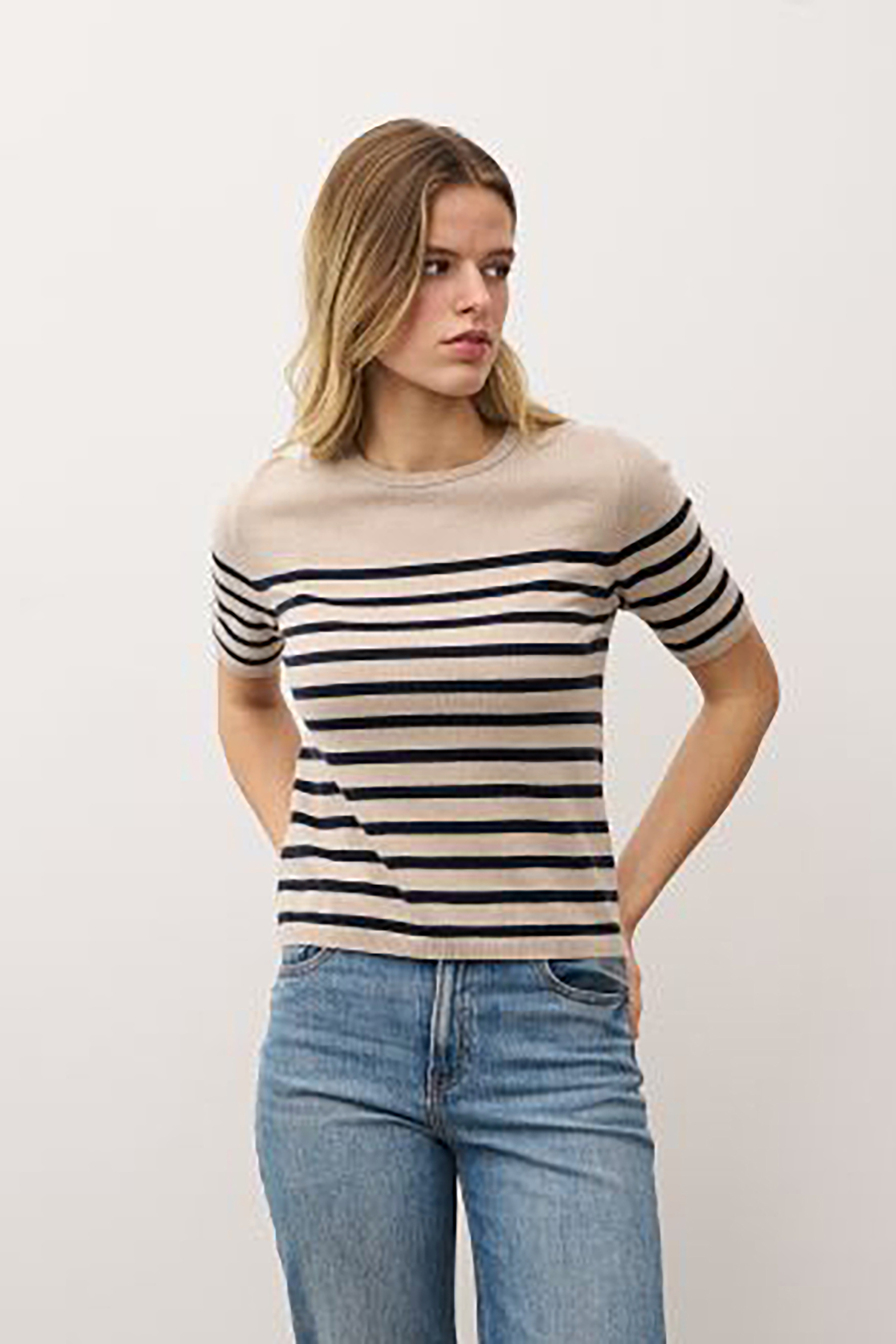 0039 ITALY Regular Fit Striped Cashmere-Wool Blend Short Sleeve Sweater Isola Stripe