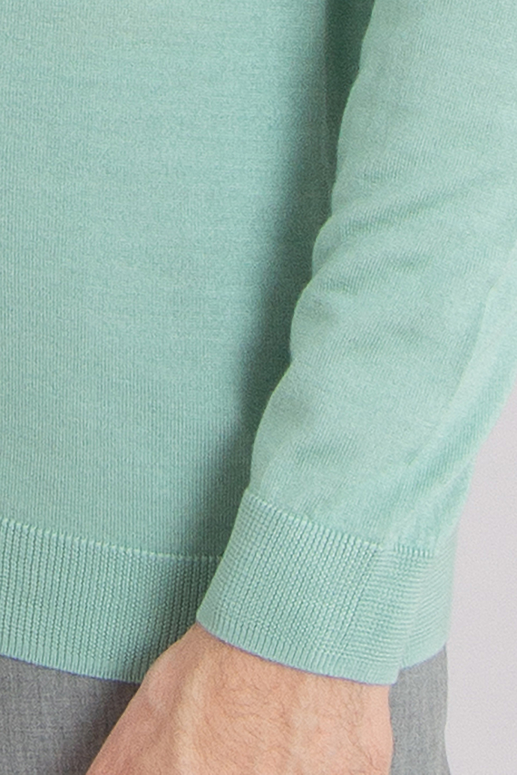 MIENTUS BERLIN Extrafine Wool-Silk-Cashmere Blend Sweater