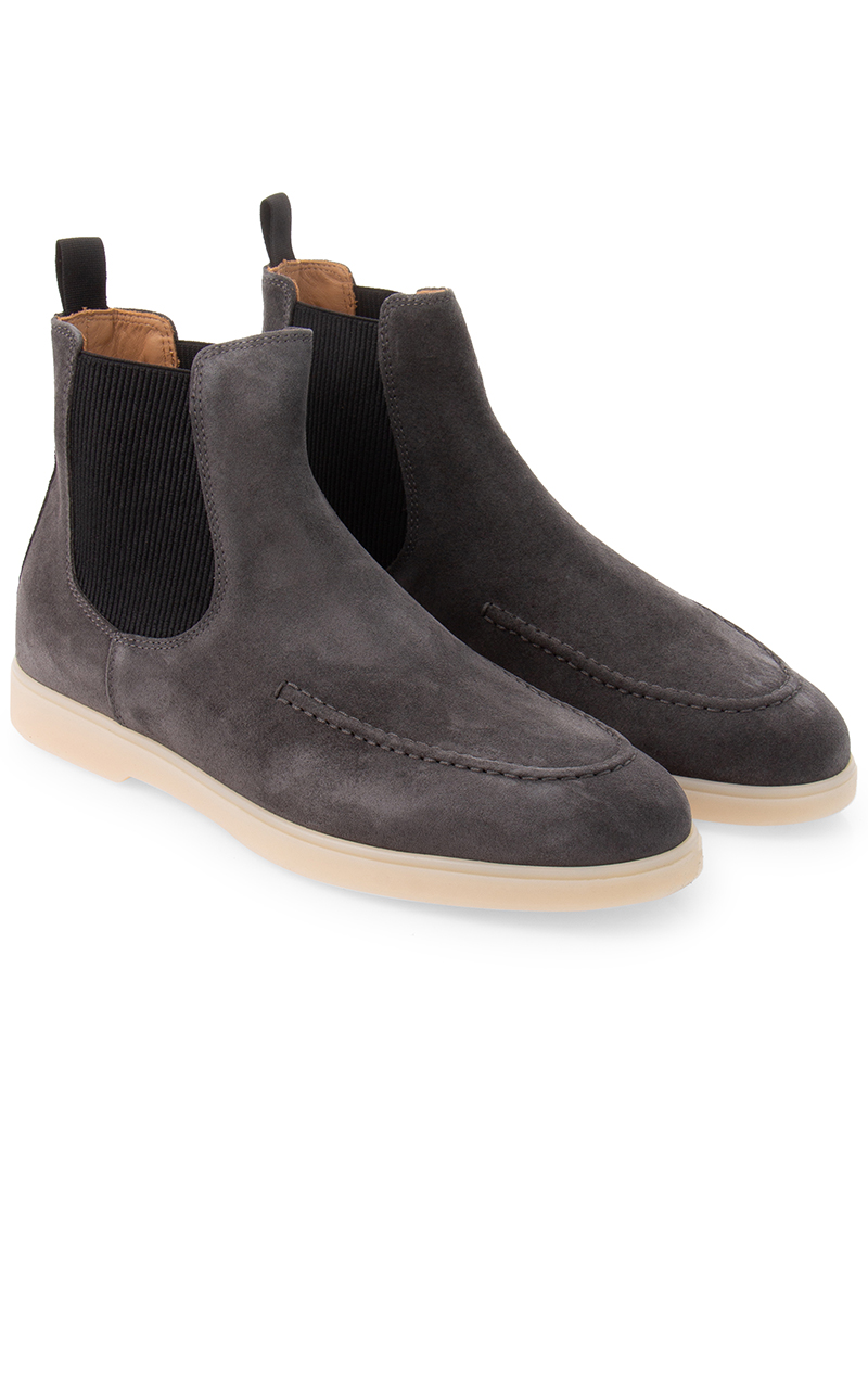 FABIANO RICCI Suede Chelsea Boots