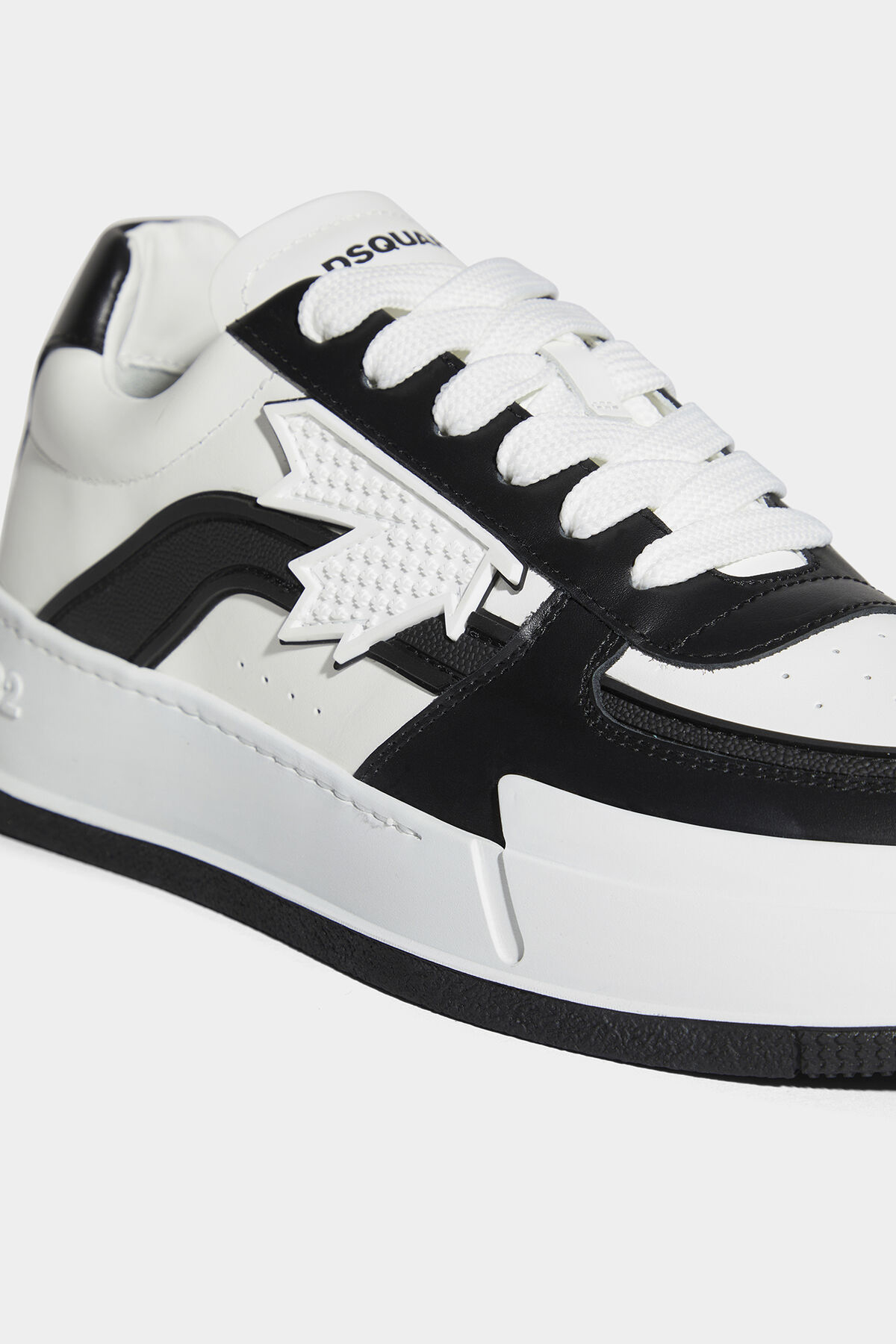 DSQUARED2 Leather Sneakers Canadian 