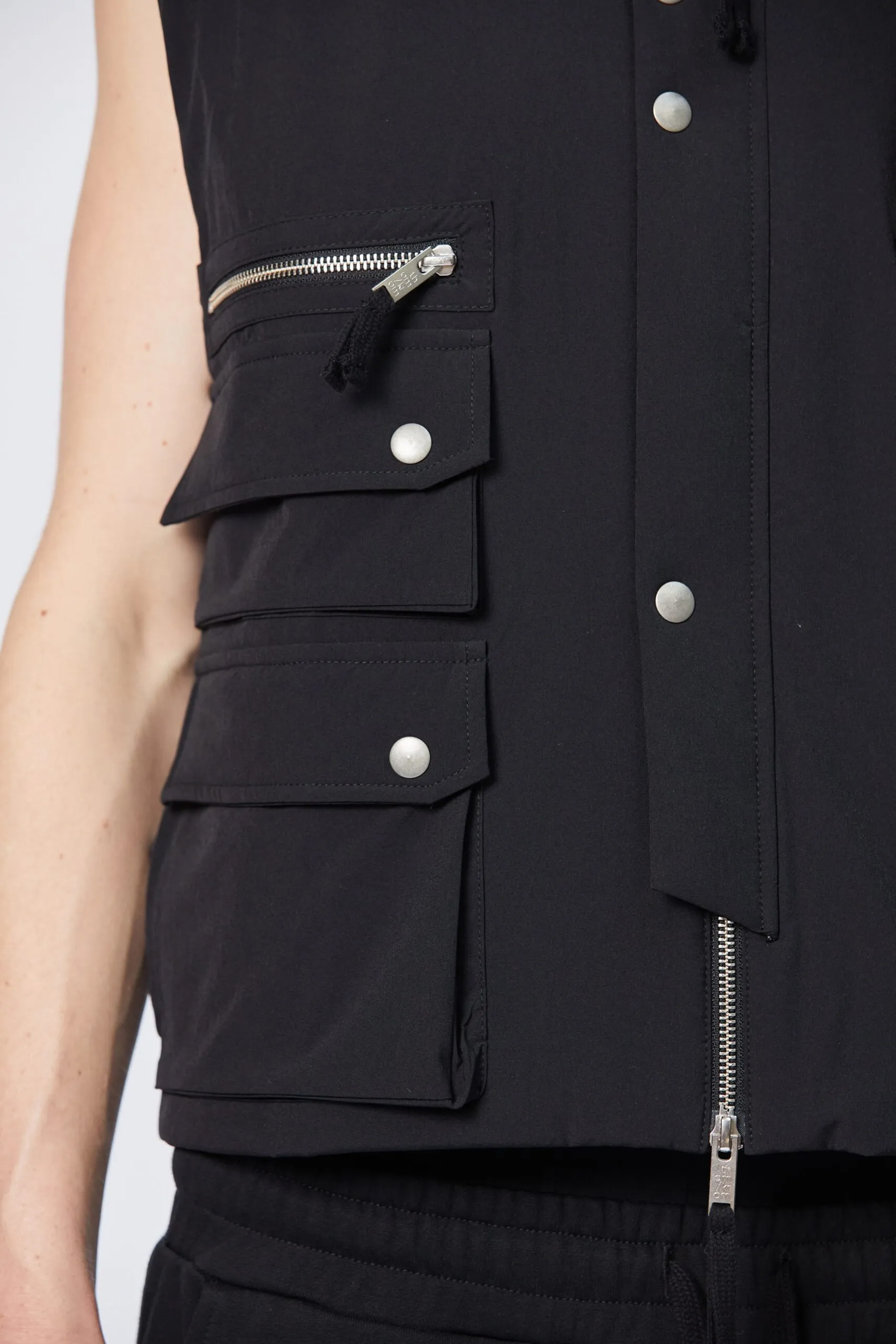 THOM KROM Nylon Stretch Bomber Vest