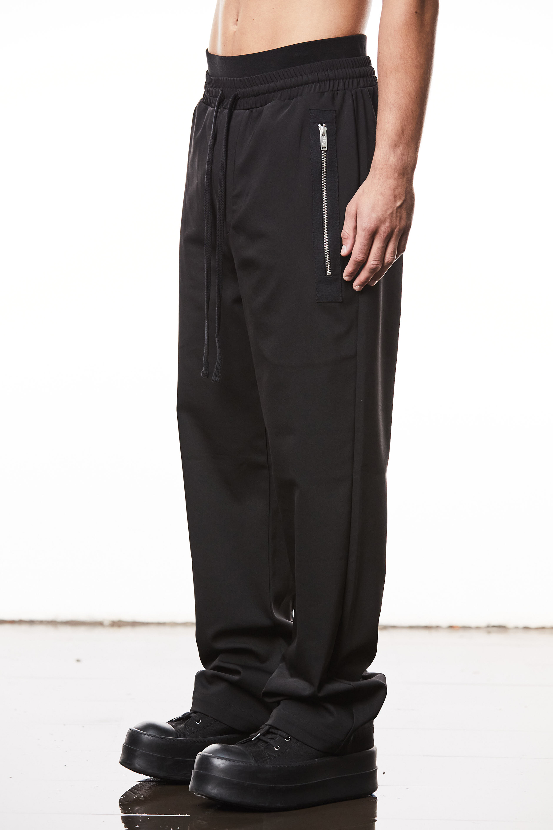 THOM KROM Straight Leg Cotton-Nylon Stretch Pants