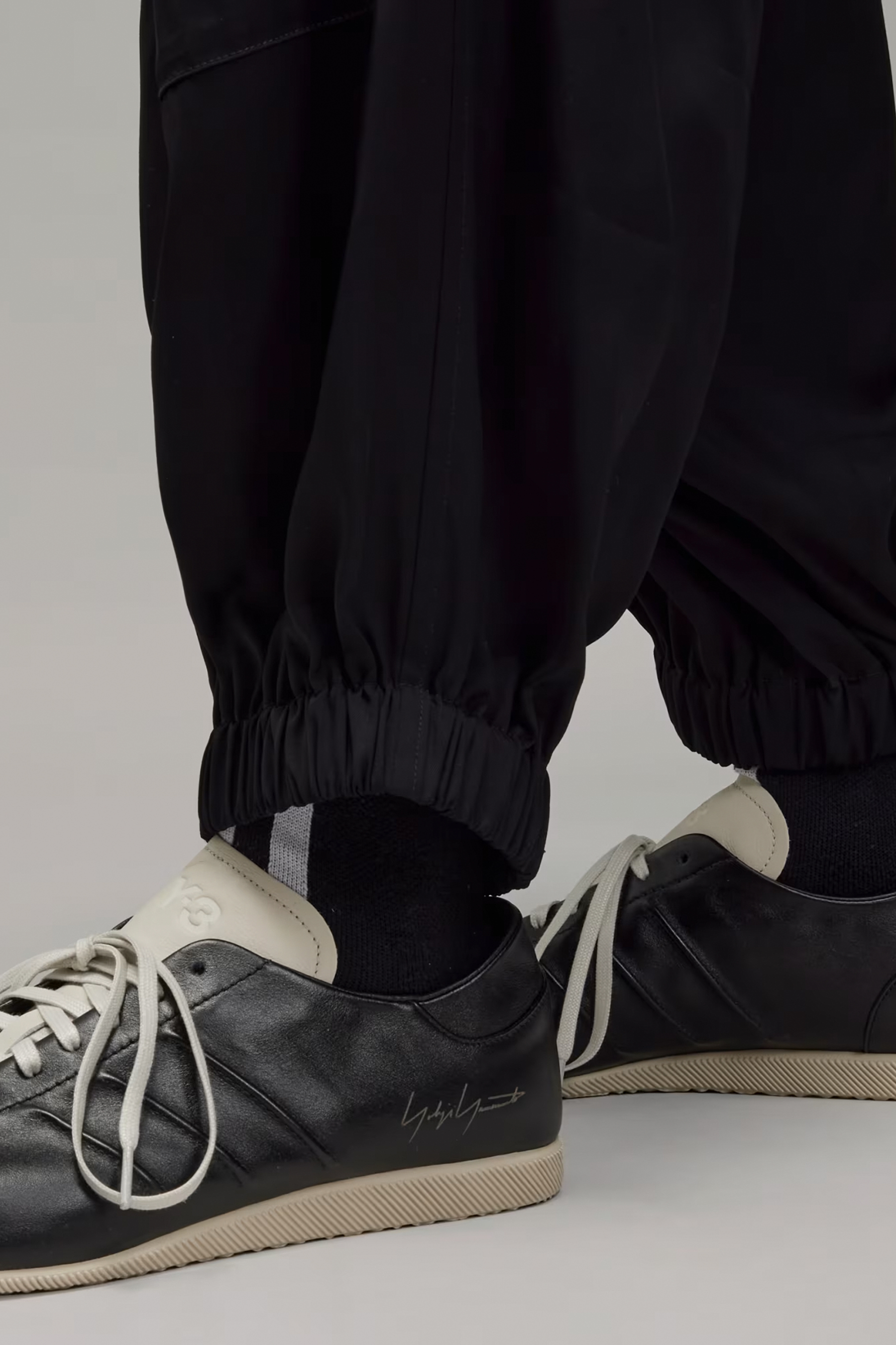 Y-3 Loose Fit Rayon Twill Cargo Pants