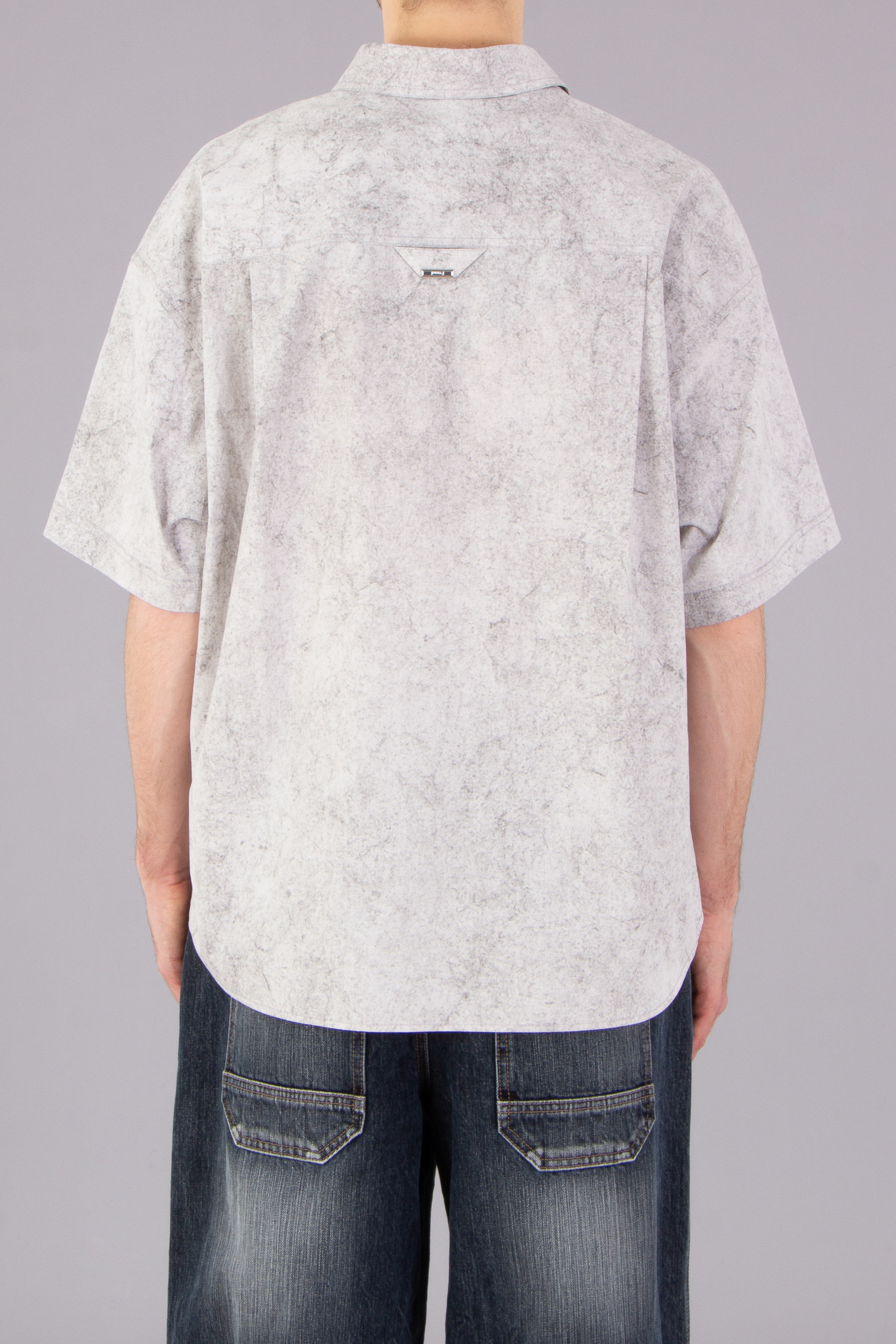 JUUN.J Loose Fit Coal Cotton Short Sleeve Shirt