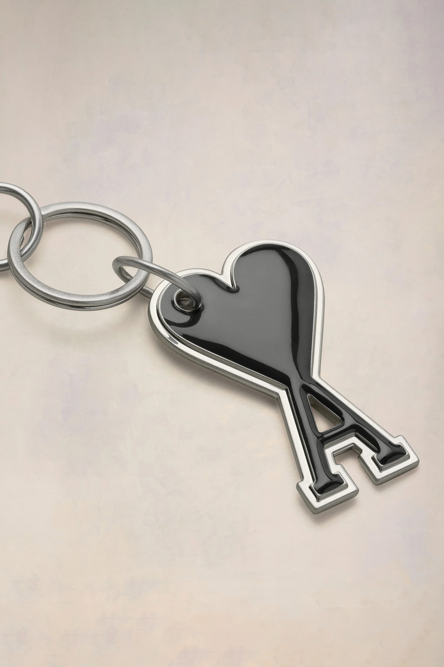 AMI PARIS Zamack Ami De Coeur Key Ring