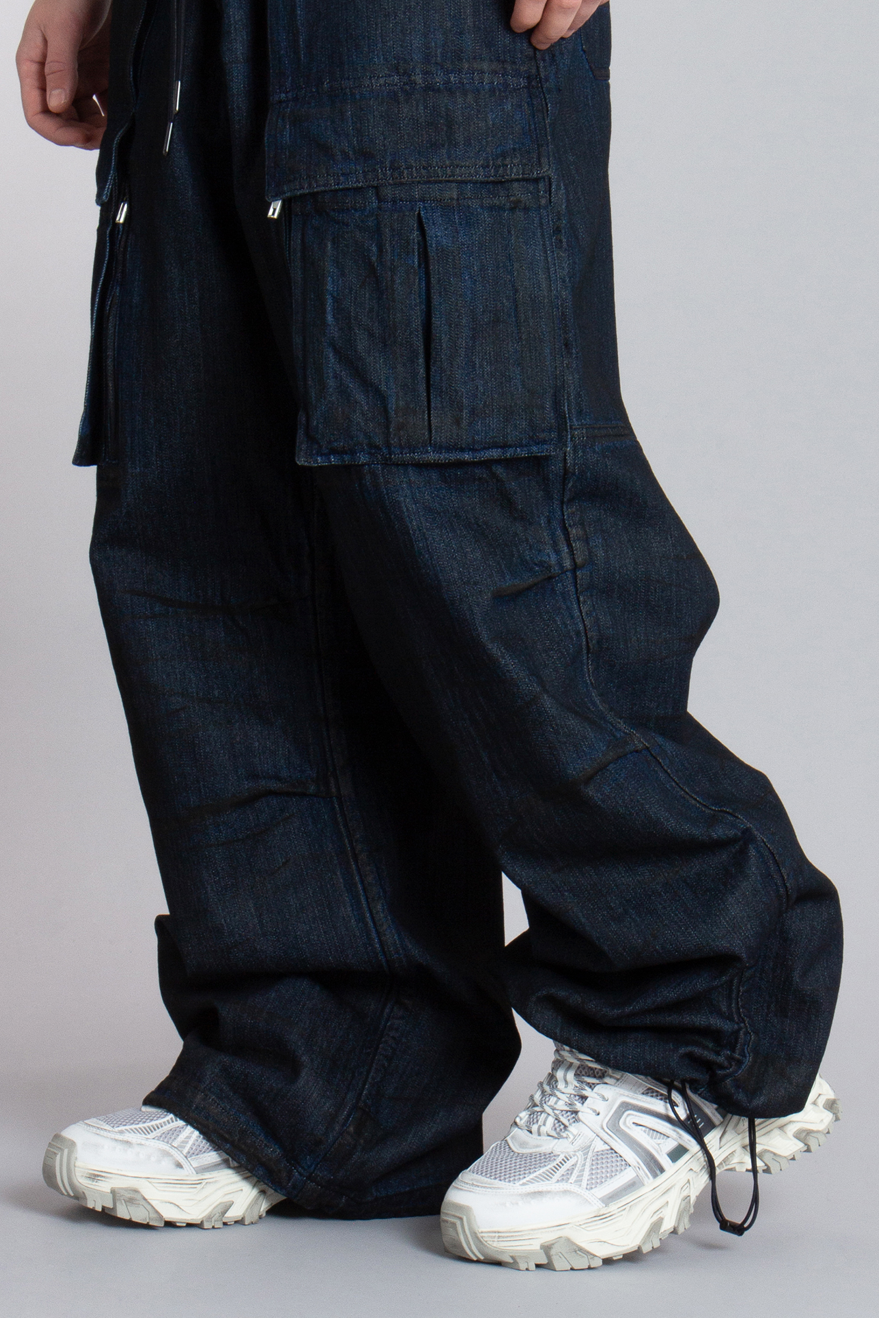 JUUN.J Loose Fit Cotton Denim Cargo Pants