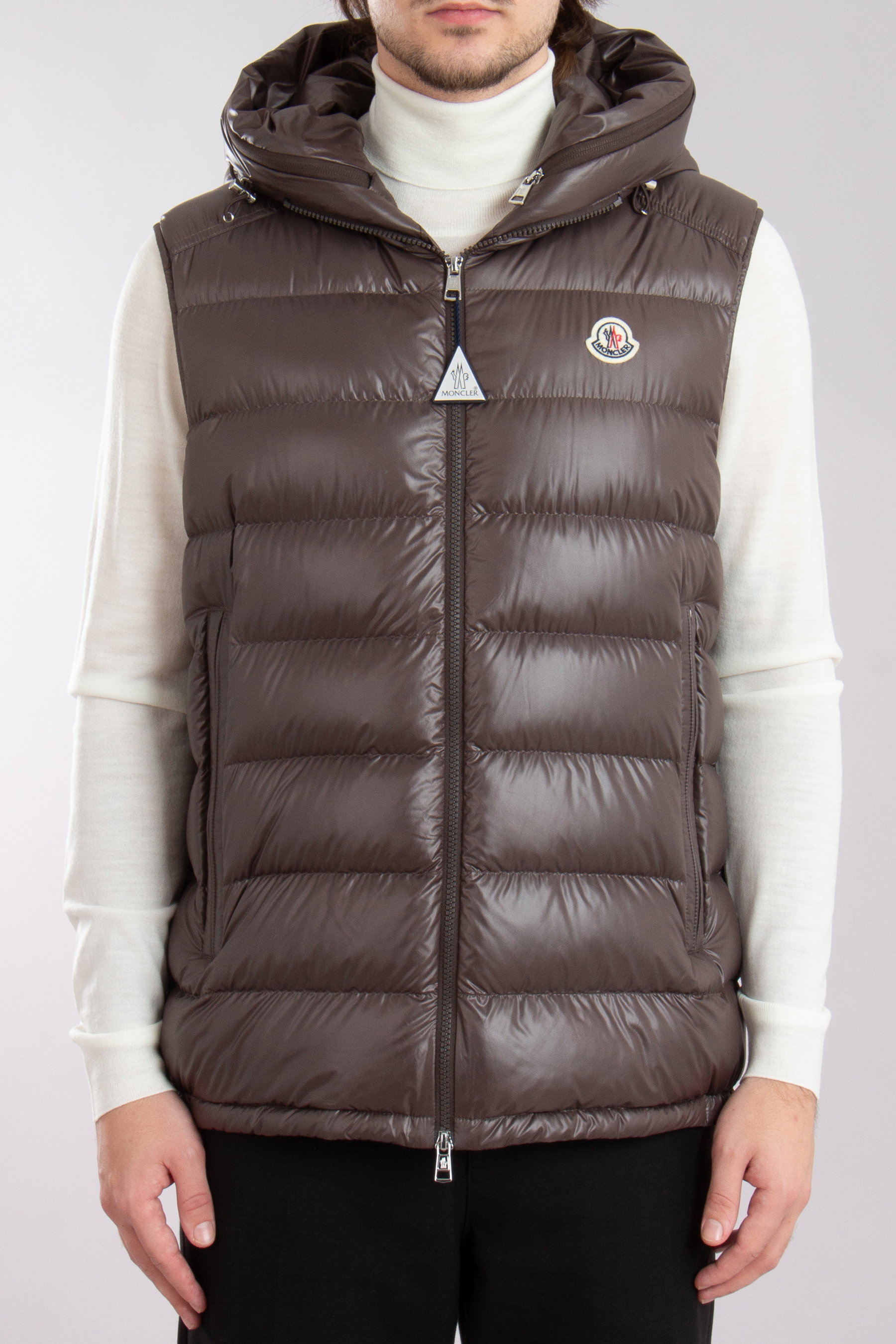 MONCLER Barant Micro Chic Down Vest