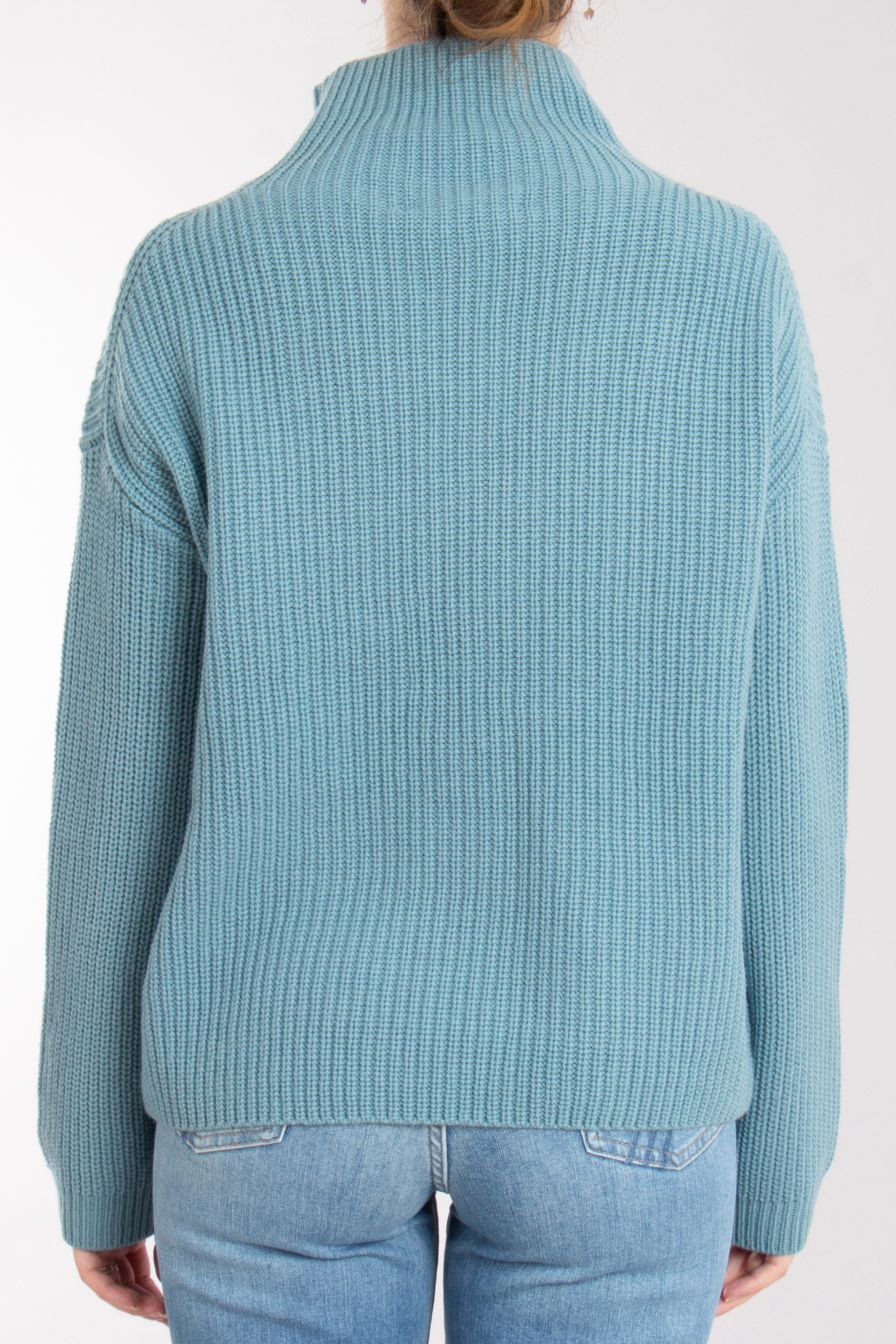 0039 ITALY Ribbed Cashmere-Wool Blend Mock Neck Sweater Lona