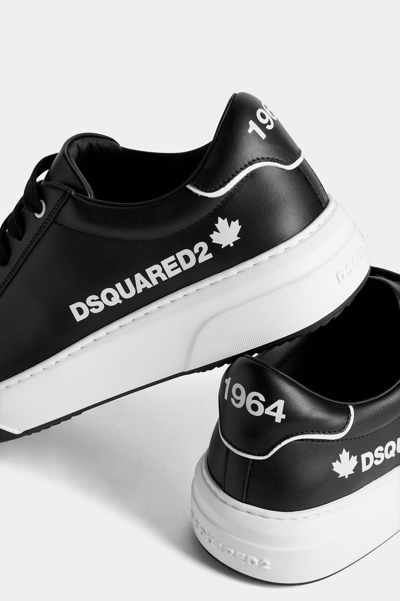 DSQUARED2 Low Calf Leather Sneakers Bumper