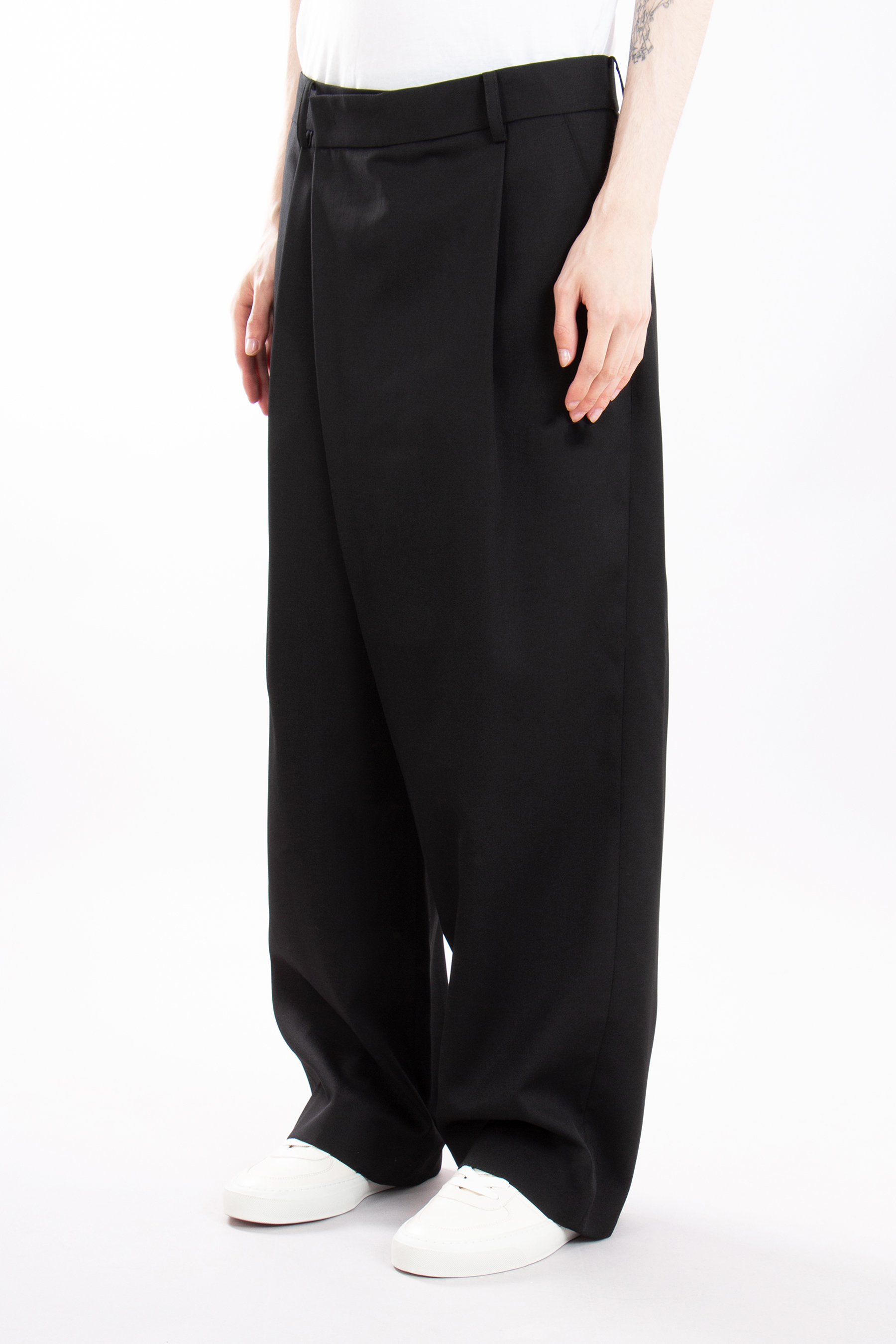 JUUN.J Wool One-Tuck Wrap Pants