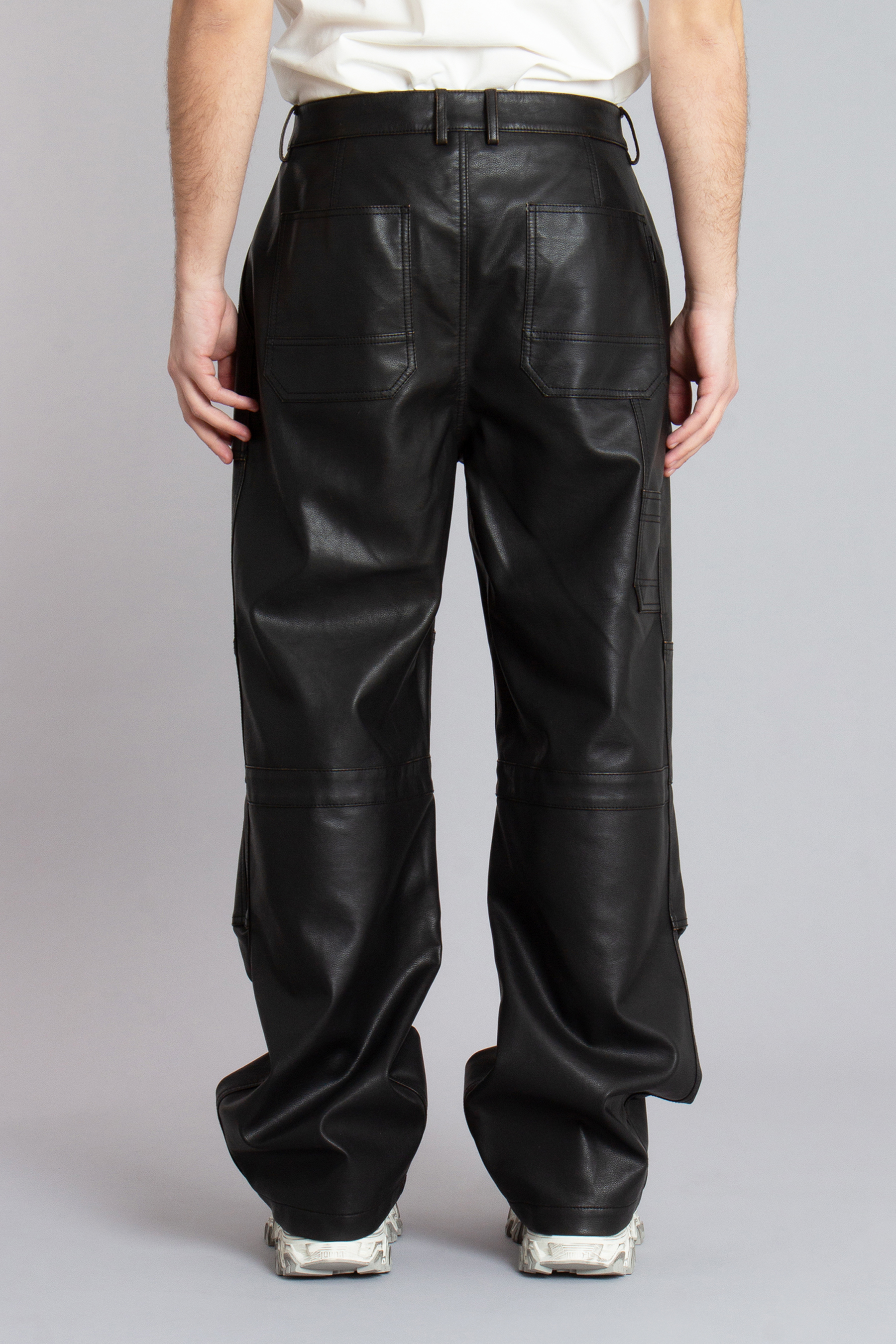 JUUN.J Loose Fit Faux Leather Pants