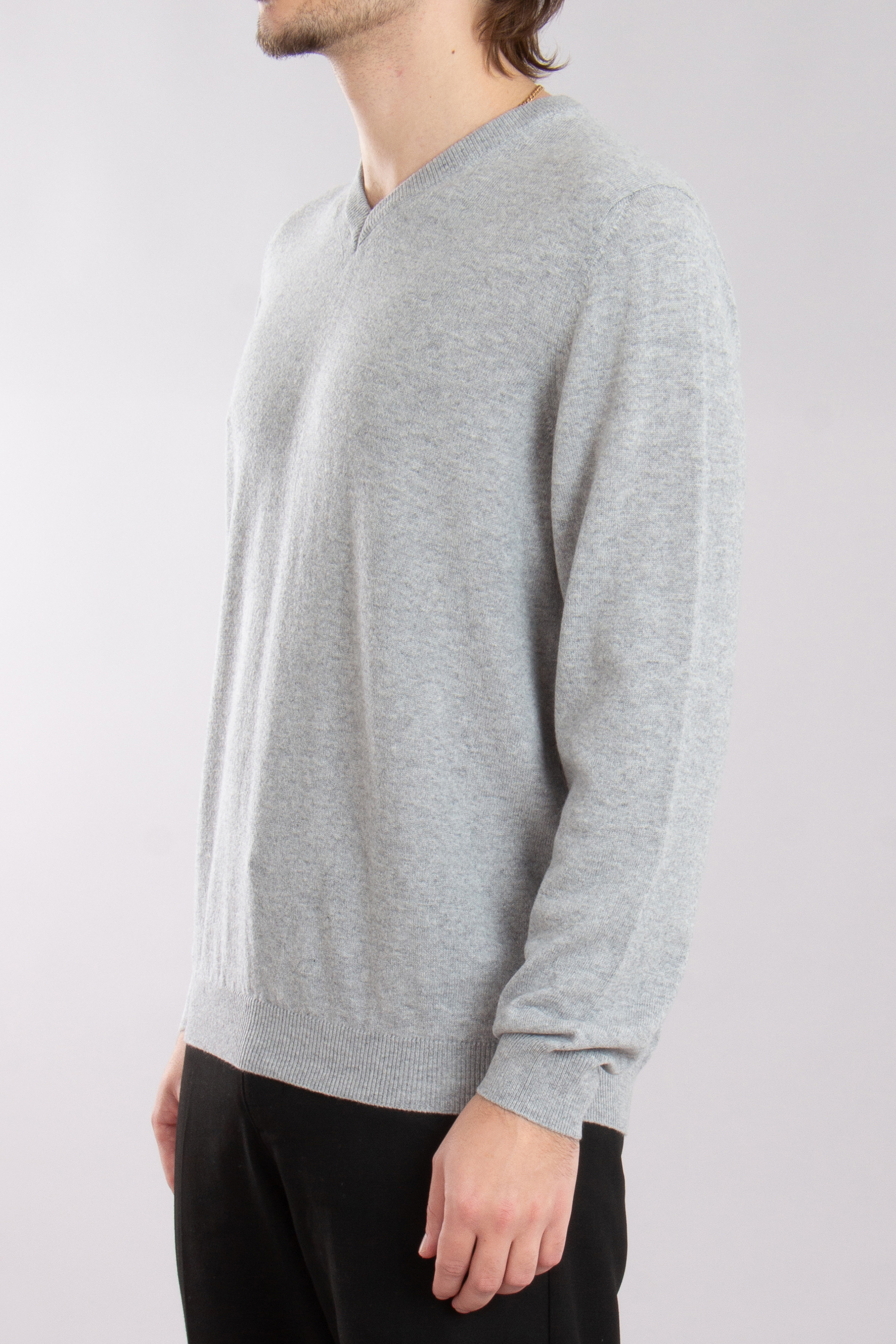 AIDA BARNI Cashmere V-Neck Sweater