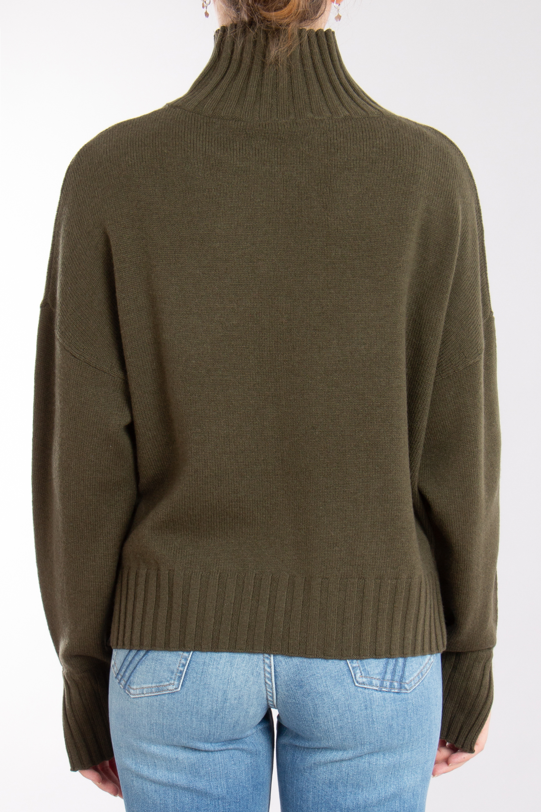 0039 ITALY Cashmere-Wool Blend Mock Neck Sweater Nima