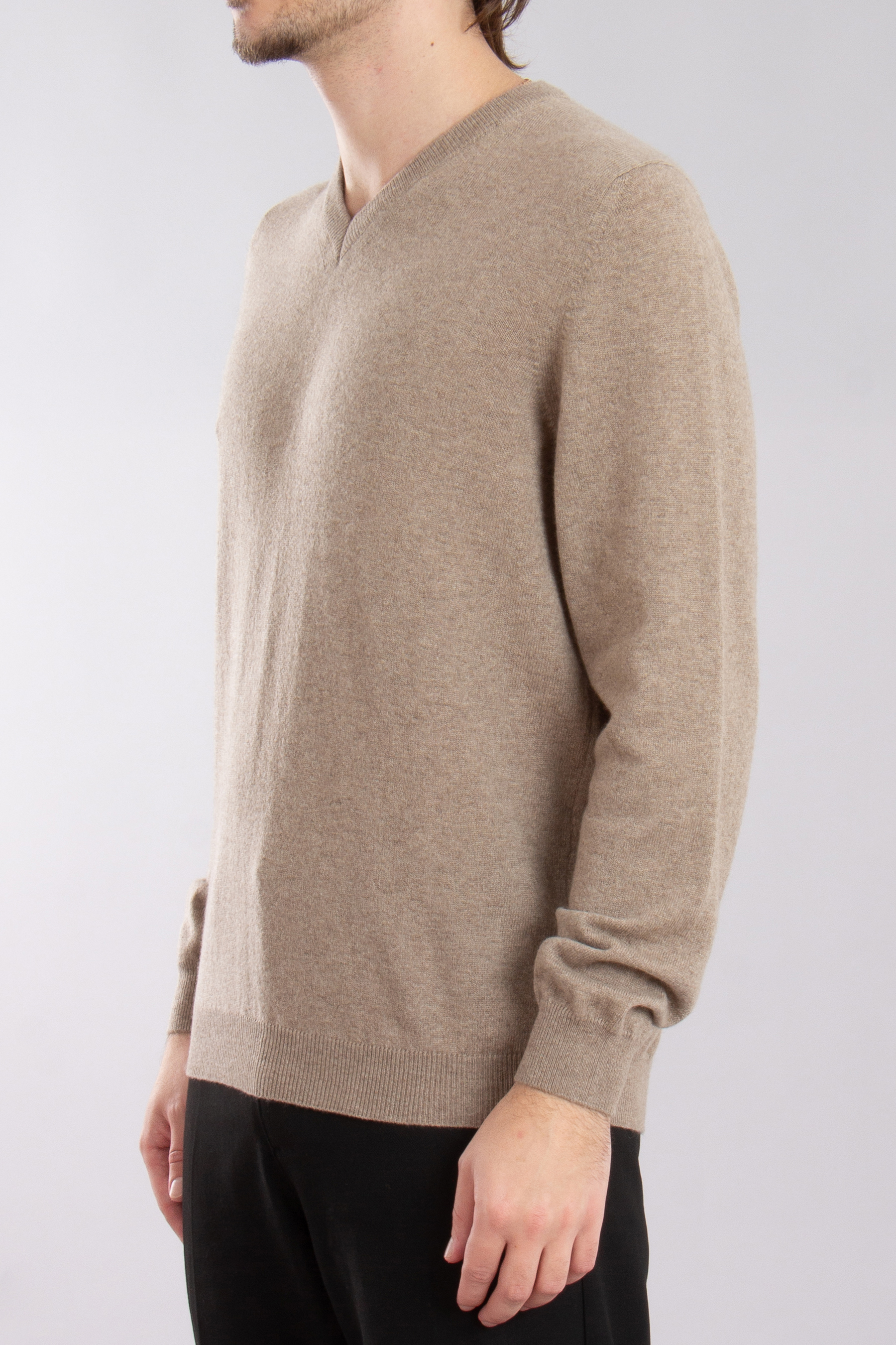 AIDA BARNI Cashmere V-Neck Sweater