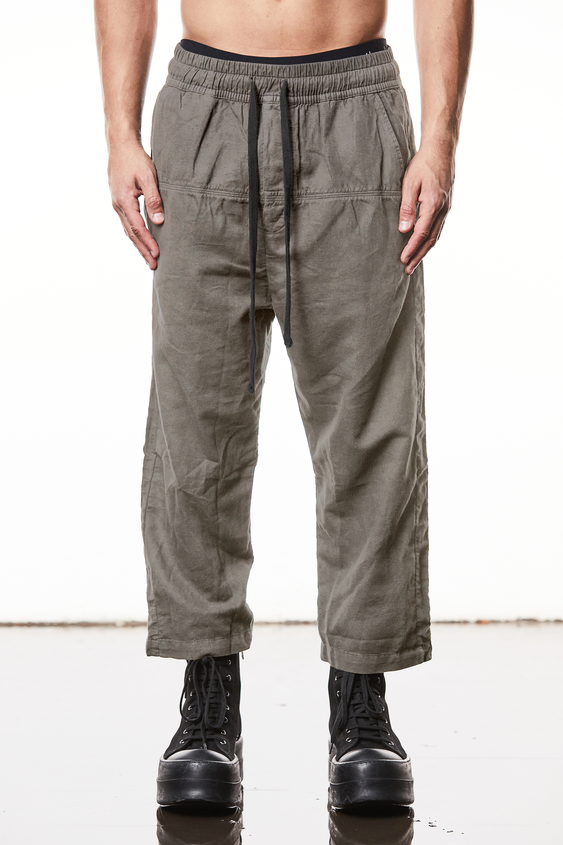 THOM KROM Cropped Leg Linen-Cotton Blend Pants