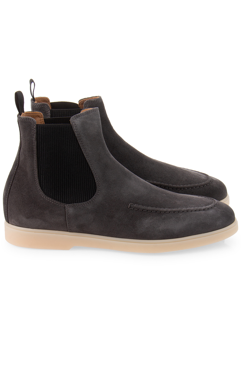 FABIANO RICCI Suede Chelsea Boots