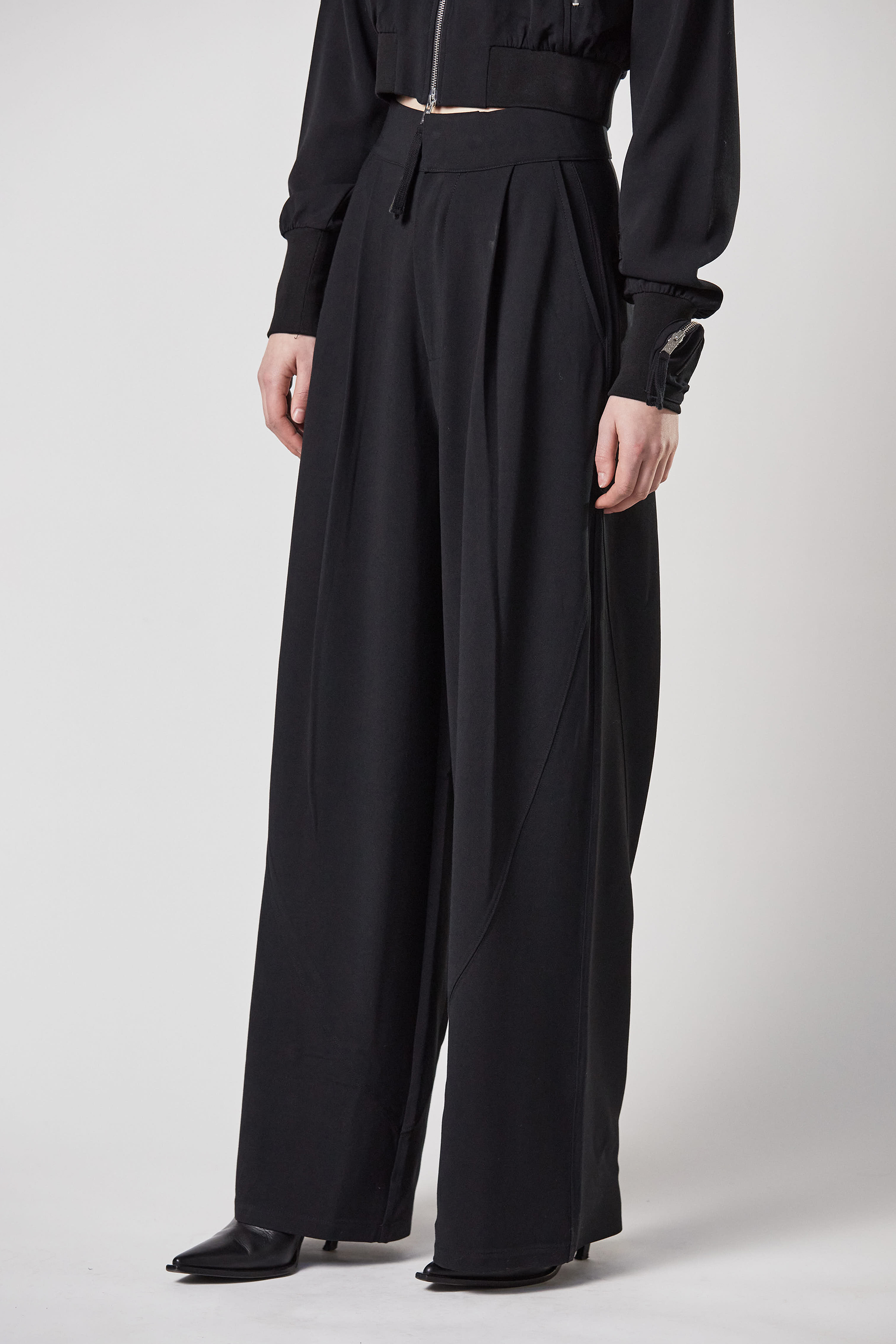 THOM KROM Wide Leg Cotton-Nylon-Stretch Pants