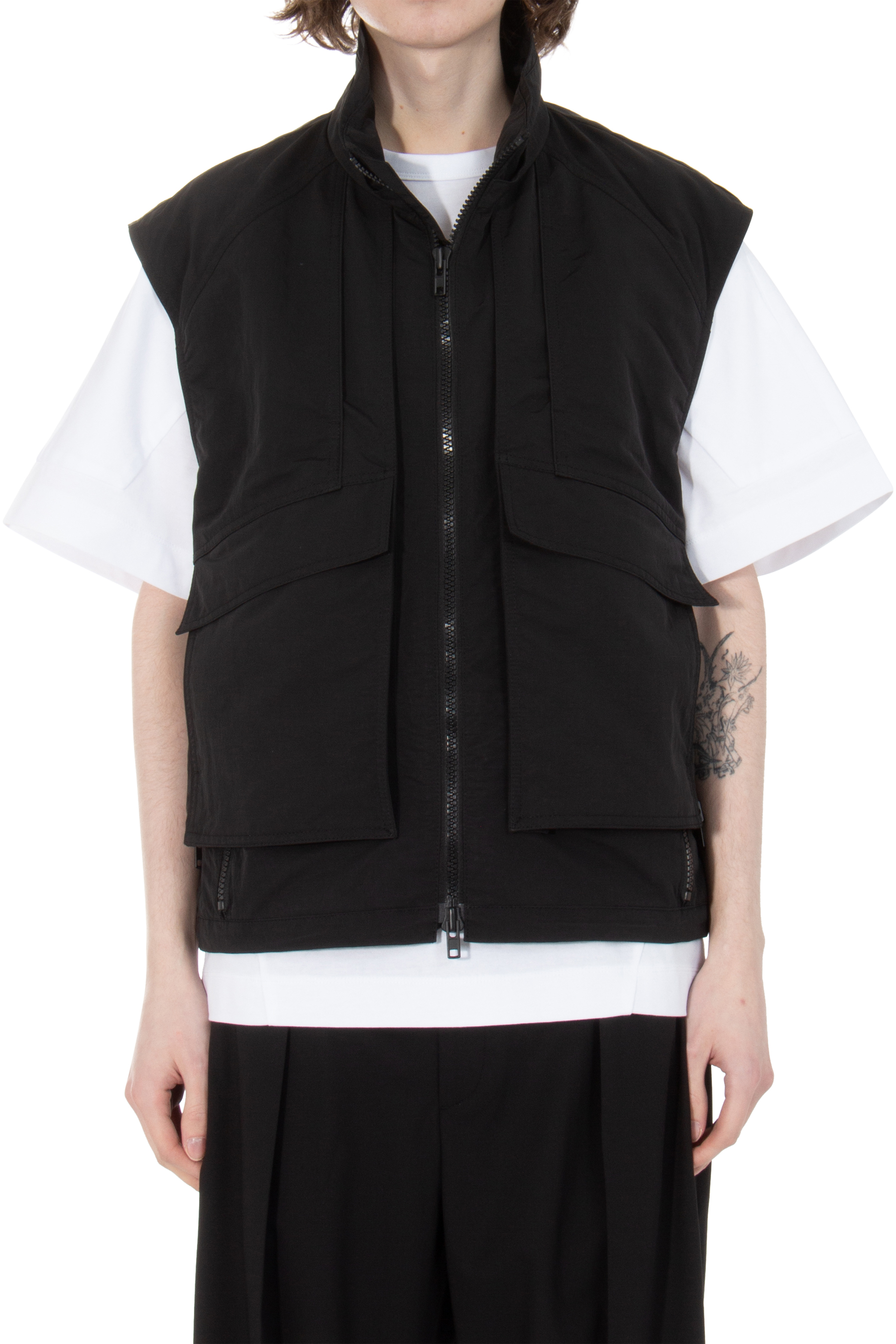 JUUN.J Pocket Cover Nylon Vest