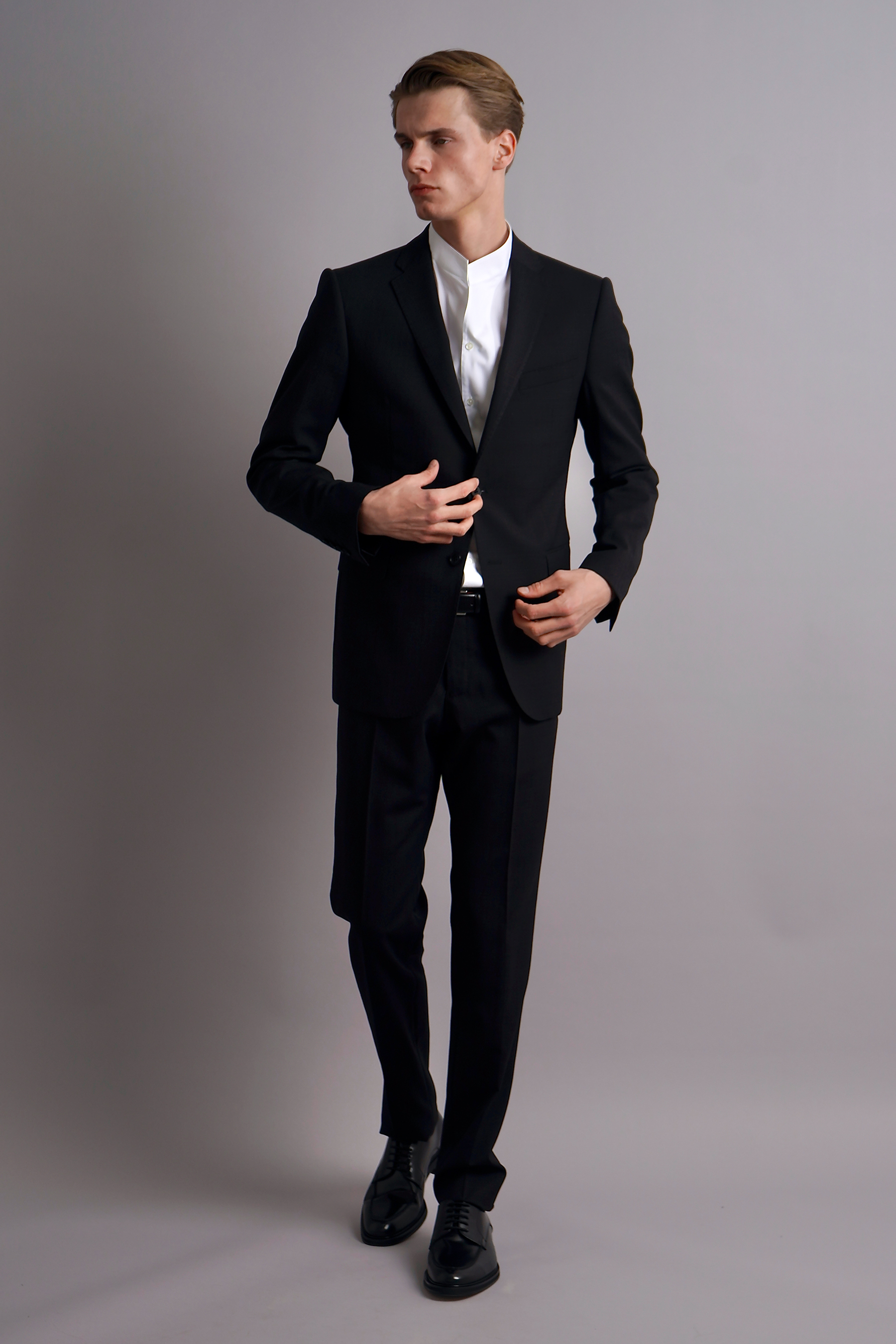 Armani m line suit hotsell