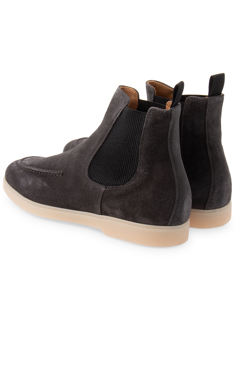 FABIANO RICCI Suede Chelsea Boots