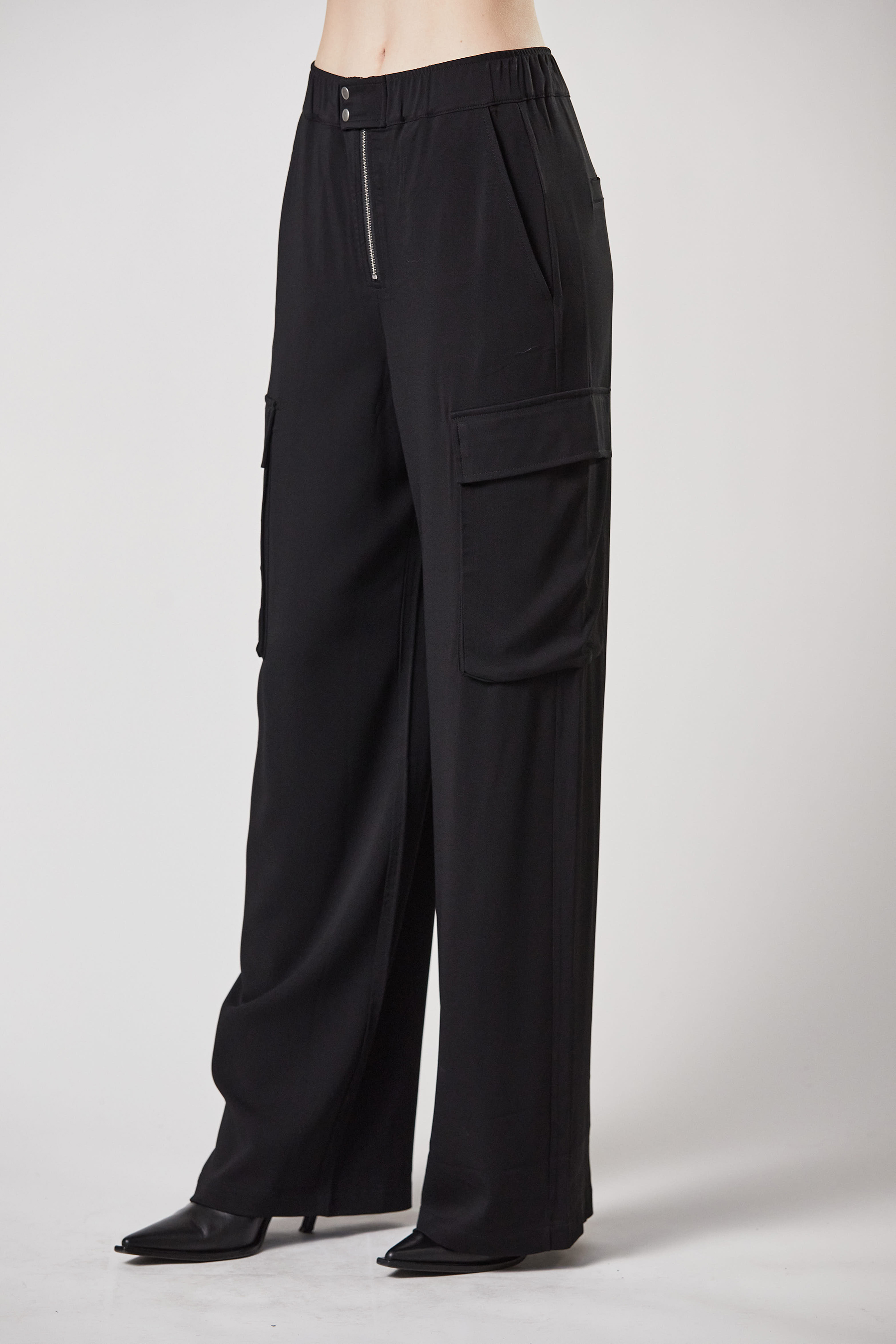 THOM KROM Wide Leg Viscose Stretch Cargo Pants