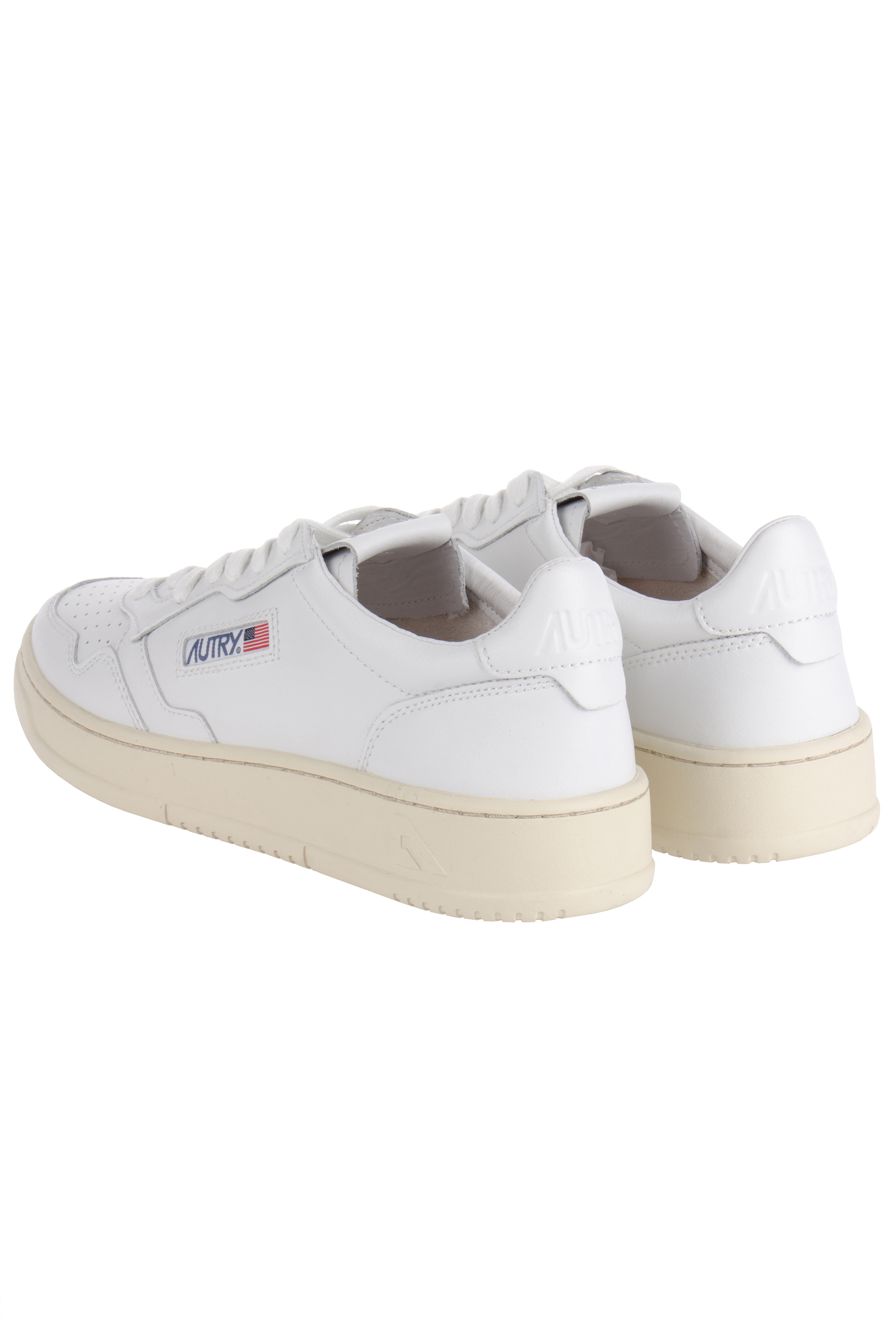 AUTRY Leather Sneakers Medalist Low