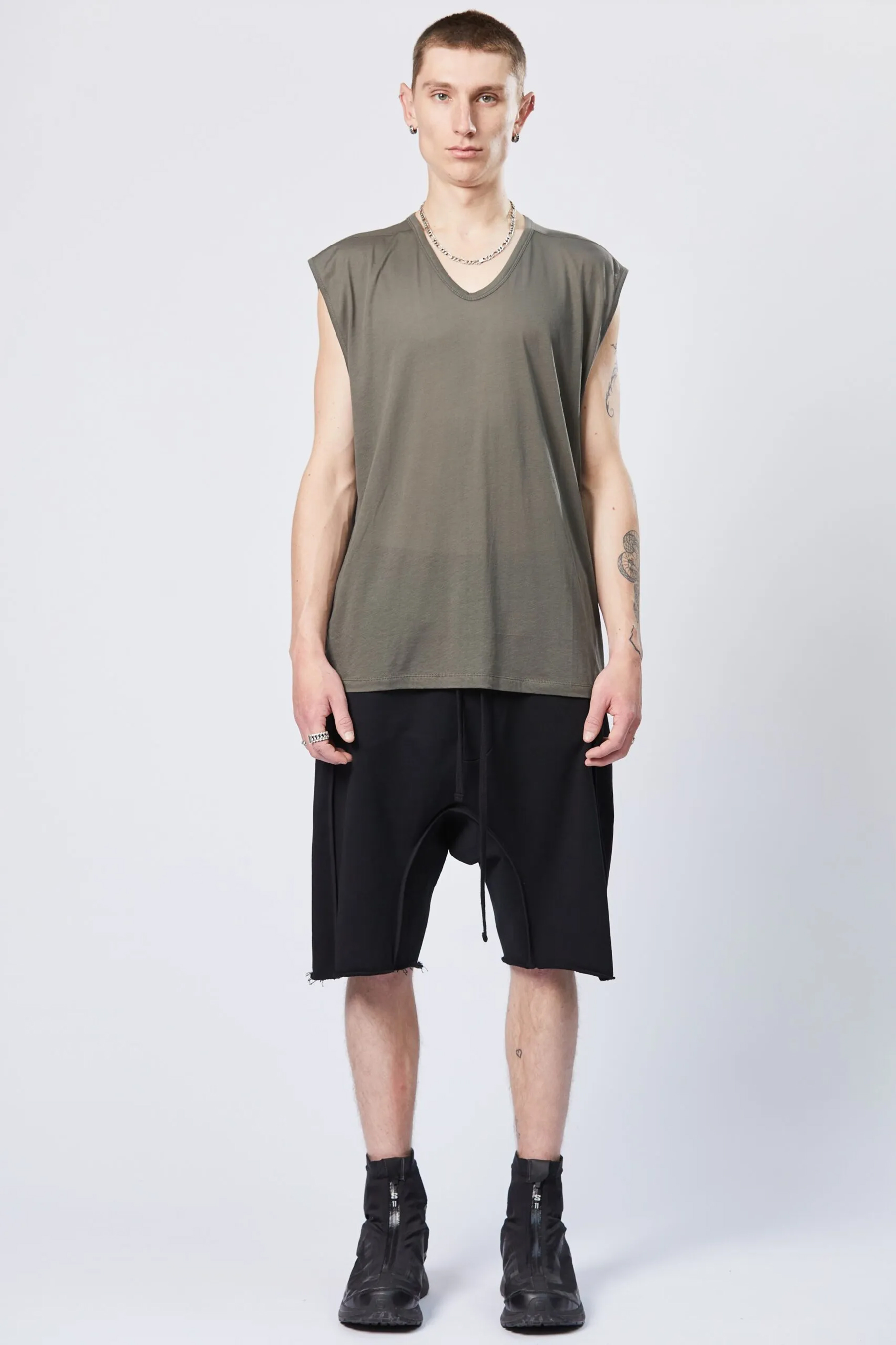 THOM KROM Light Cotton V-Neck Top