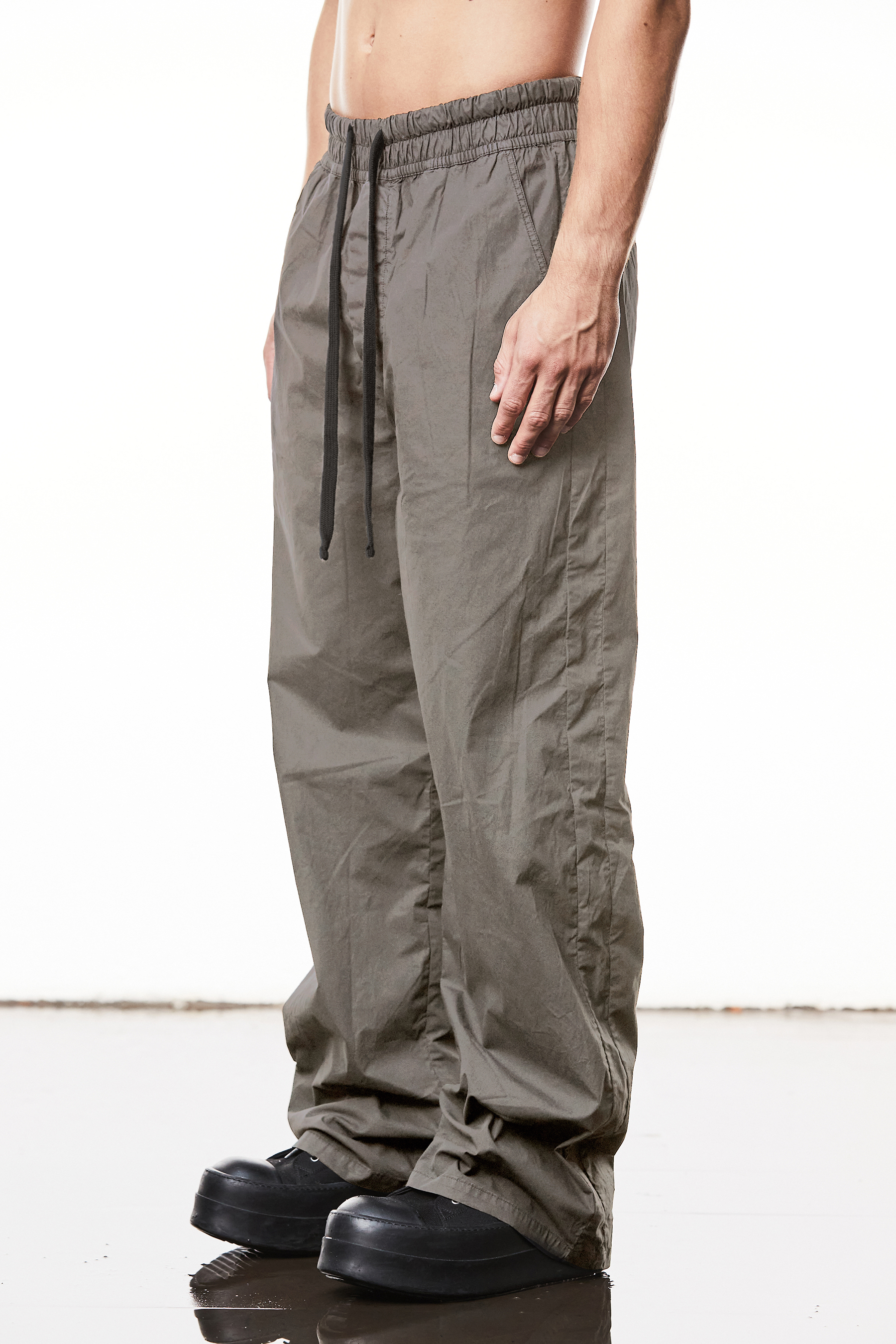 THOM KROM Wide Leg Washed Crashed Cotton Stretch Pants