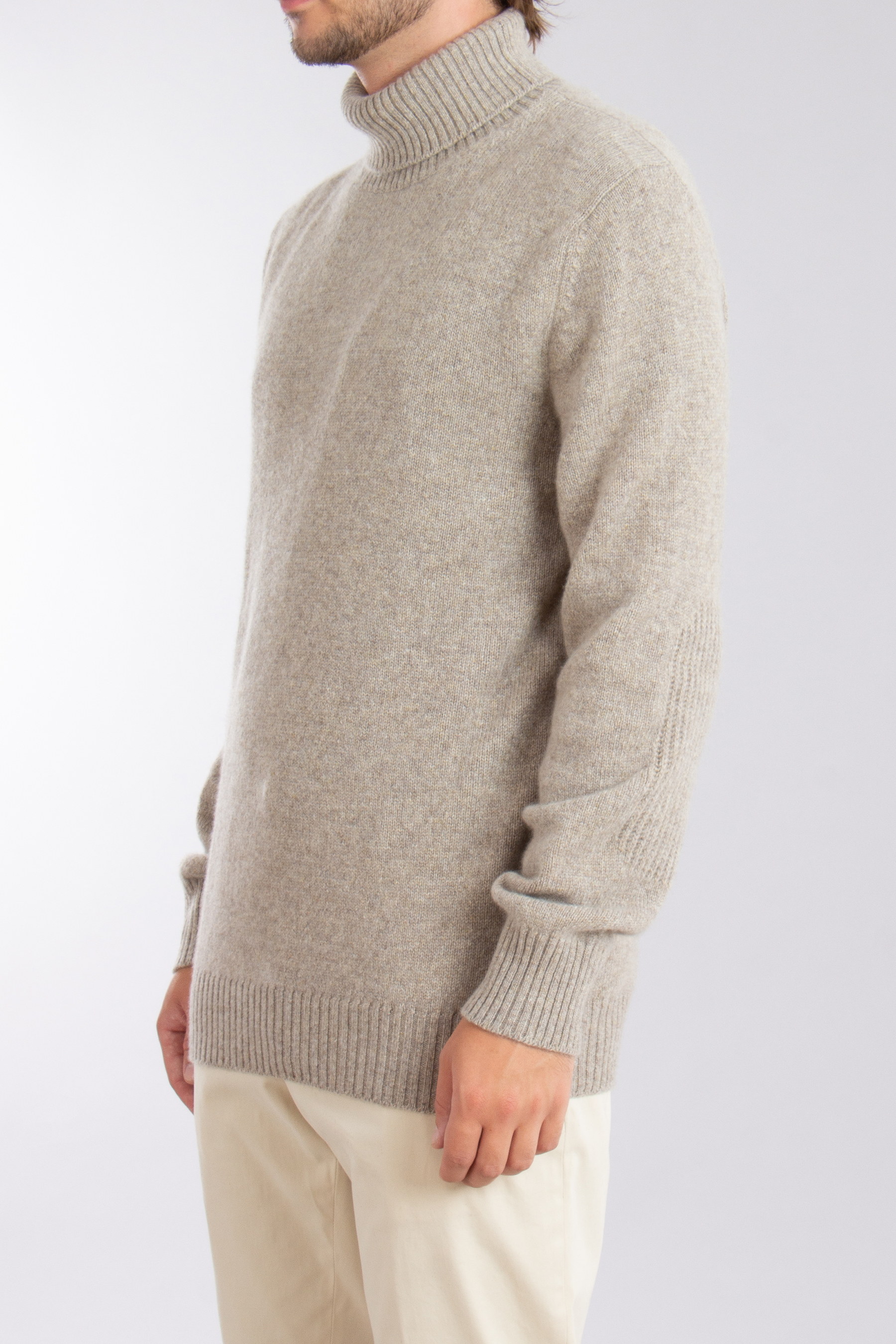 SEASE Coarsehair Cashmere Turtleneck Sweater