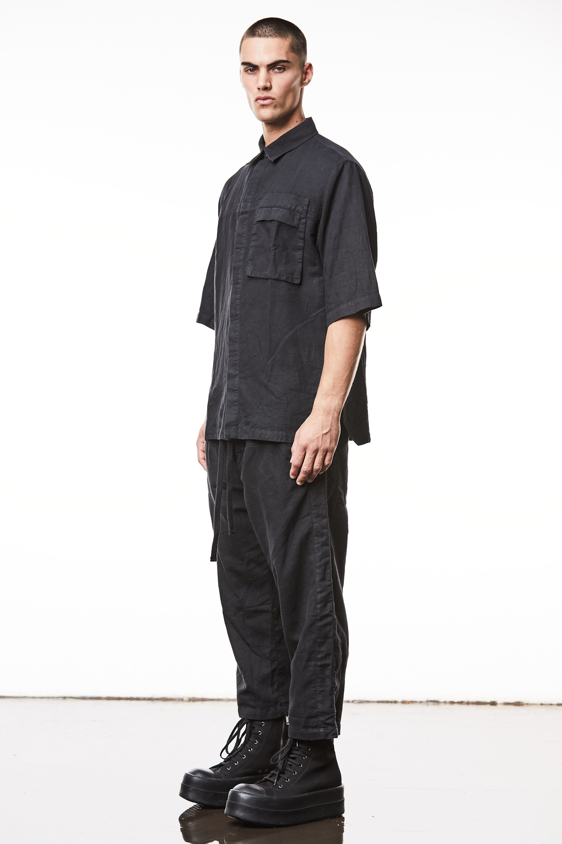 THOM KROM Relaxed Fit Washed Linen-Cotton Blend Short-Sleeve Shirt