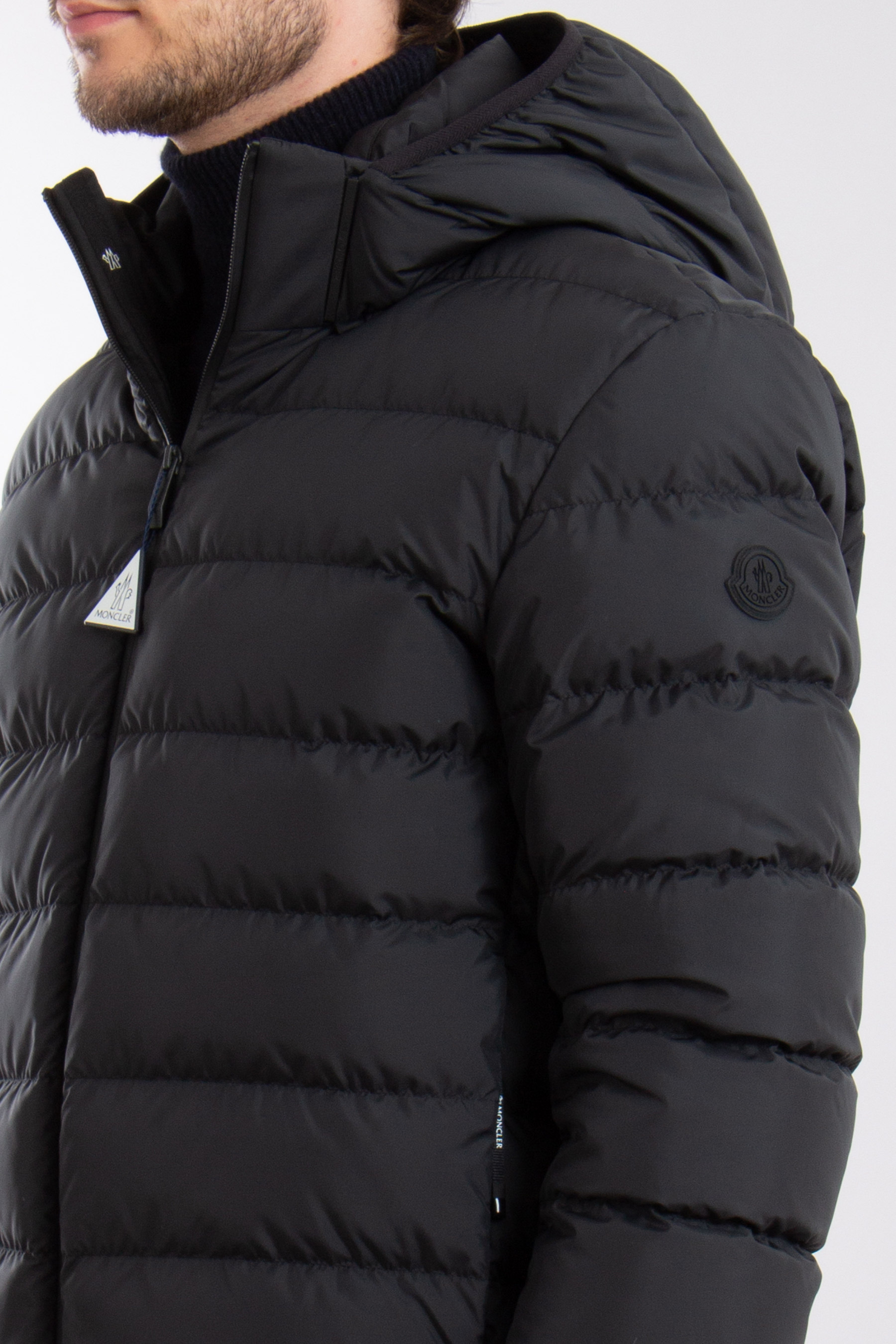 MONCLER Jeluz Micro Soft Nylon Technique Down Jacket