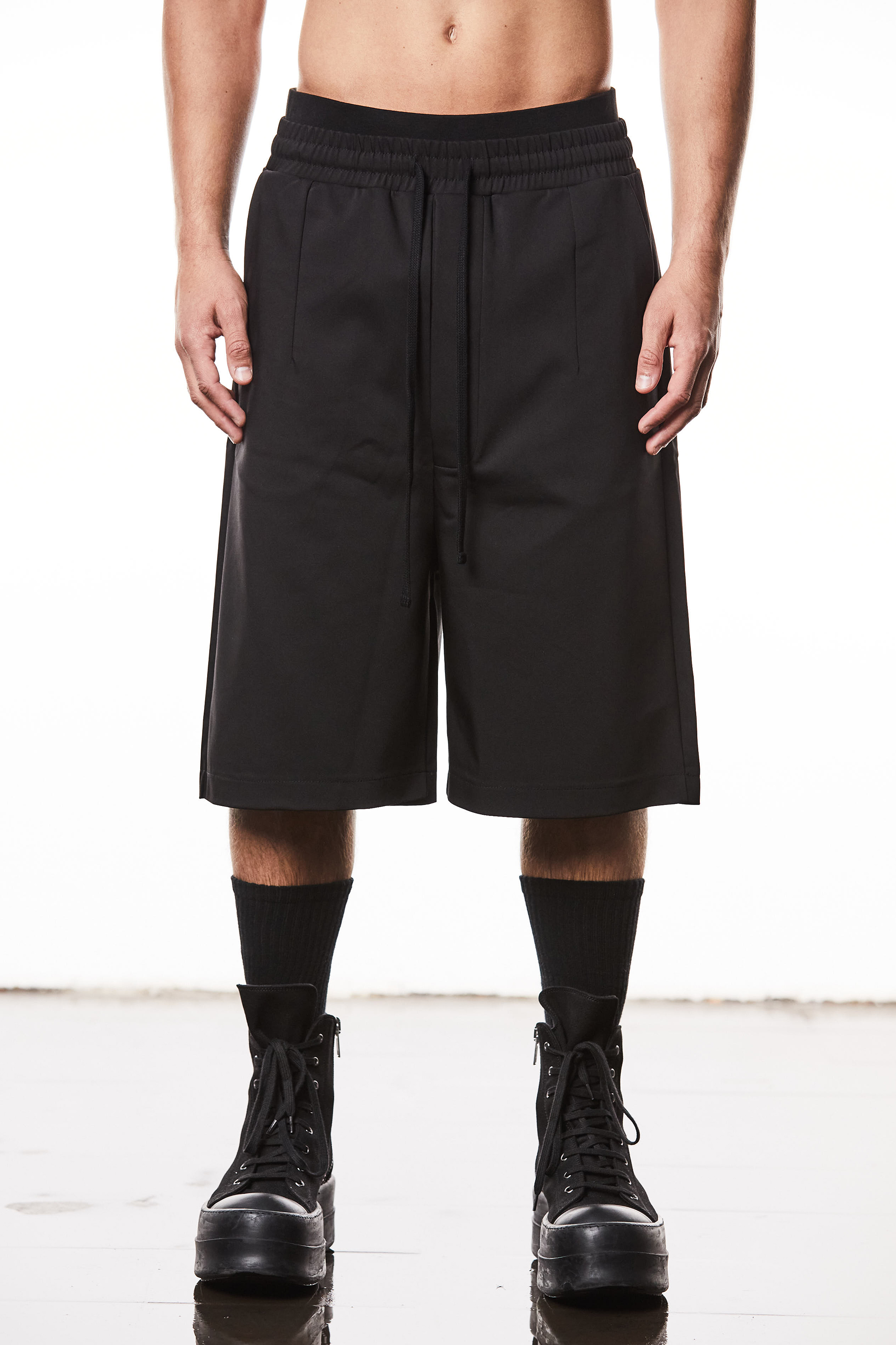 THOM KROM Wide Leg Cotton-Nylon Stretch Shorts