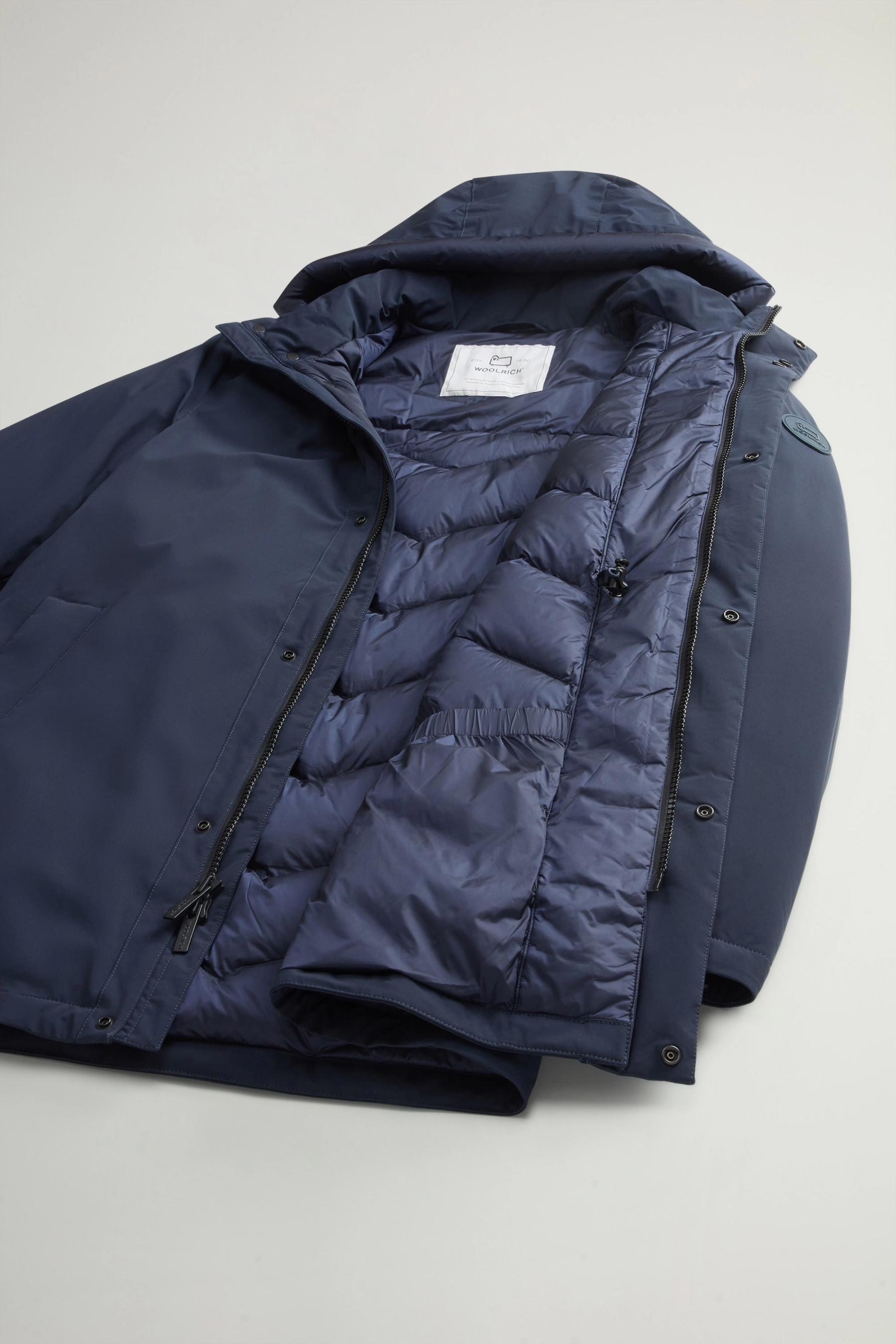 WOOLRICH Nylon Stretch Mountain Down Parka