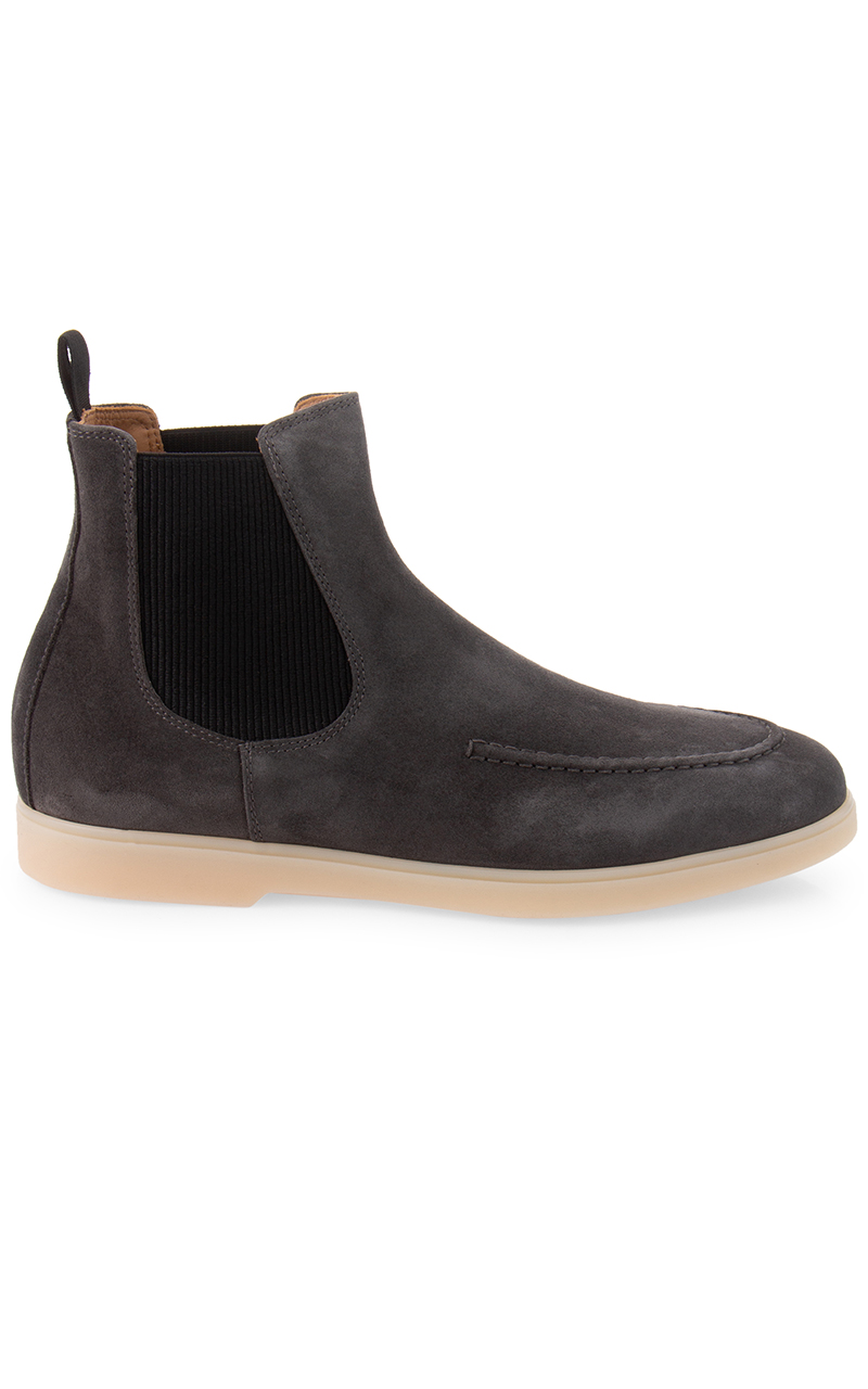 FABIANO RICCI Suede Chelsea Boots