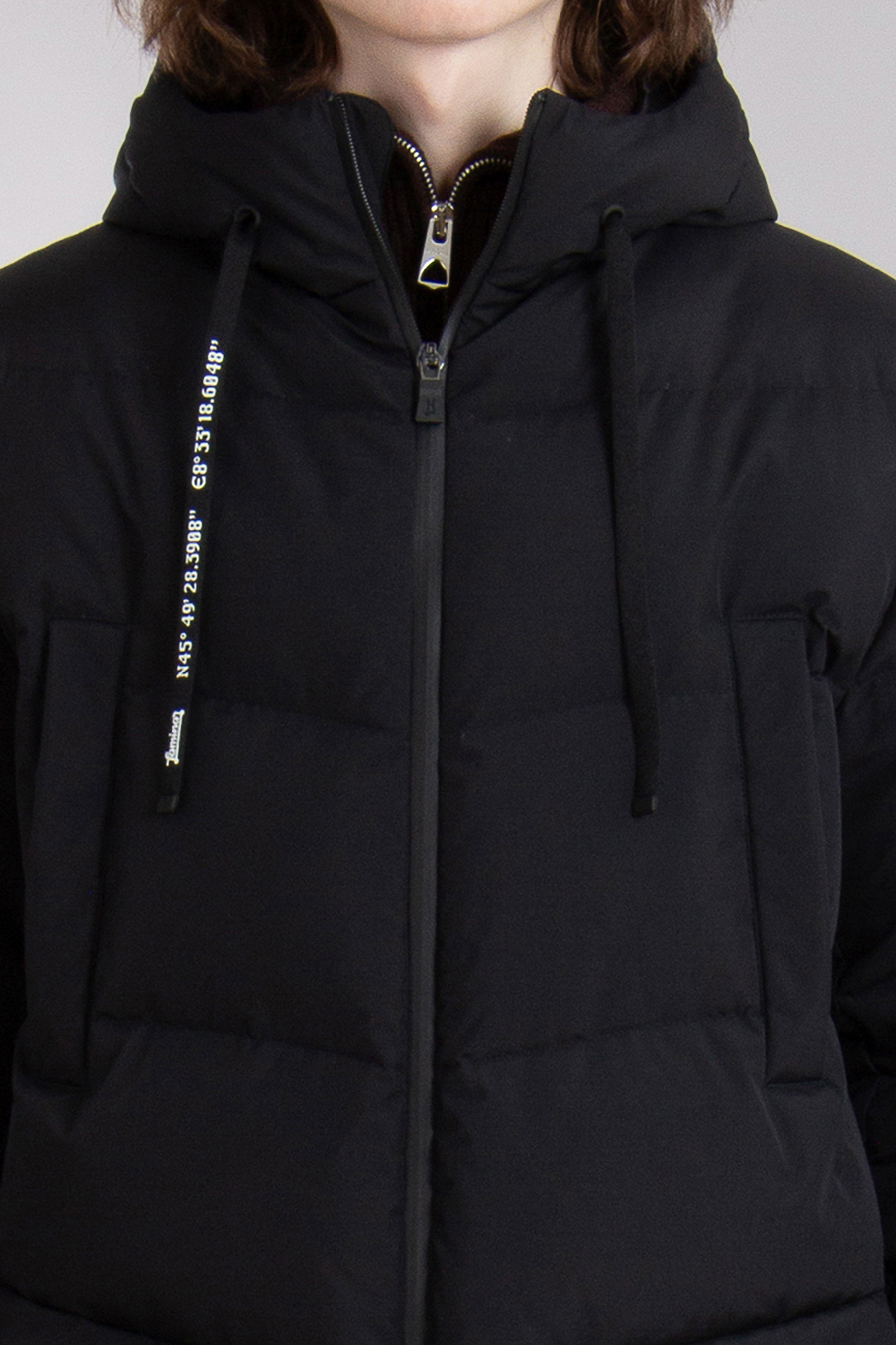 HERNO Hooded Gore-Tex Infinium Windstopper Down Parka 