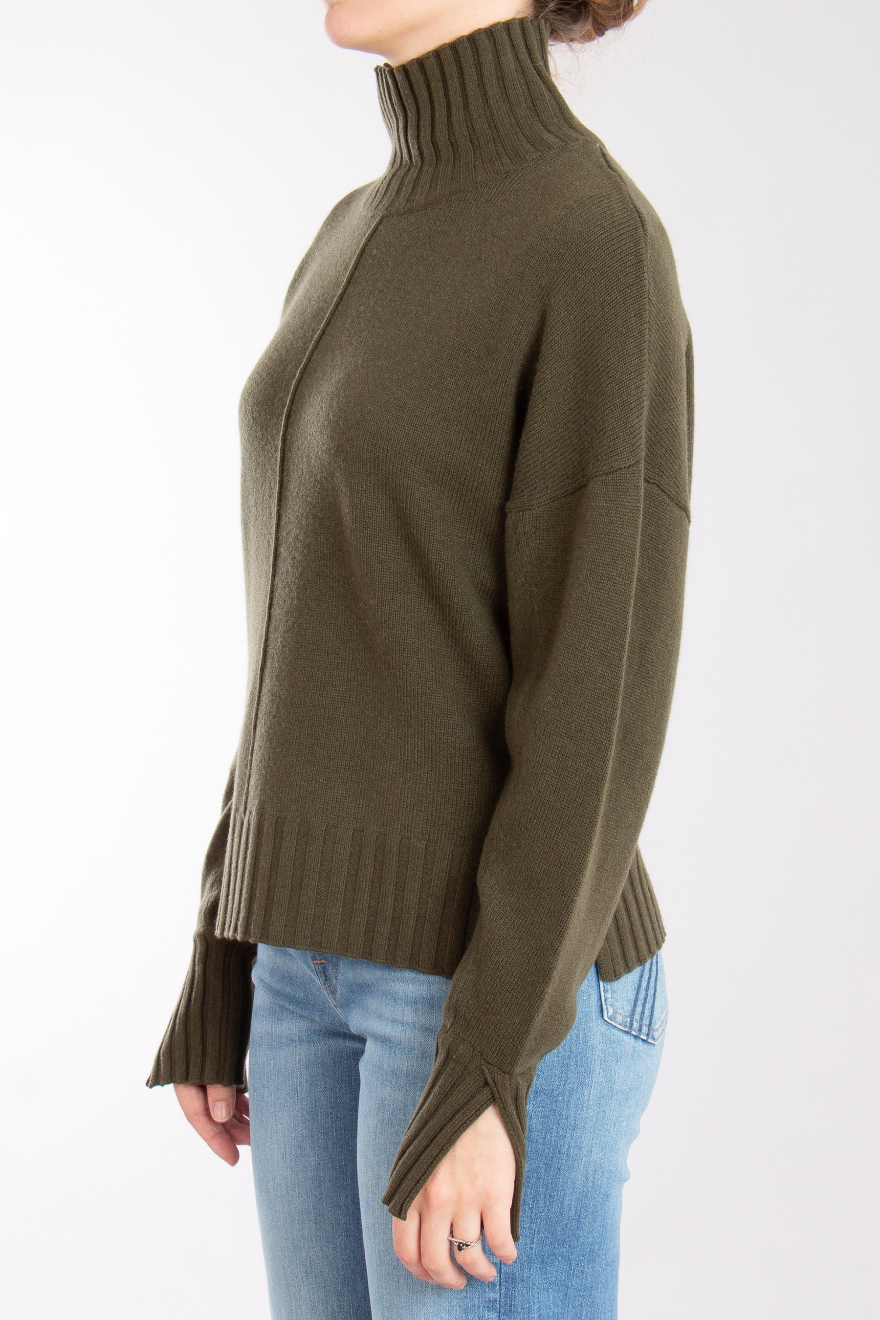 0039 ITALY Cashmere-Wool Blend Mock Neck Sweater Nima