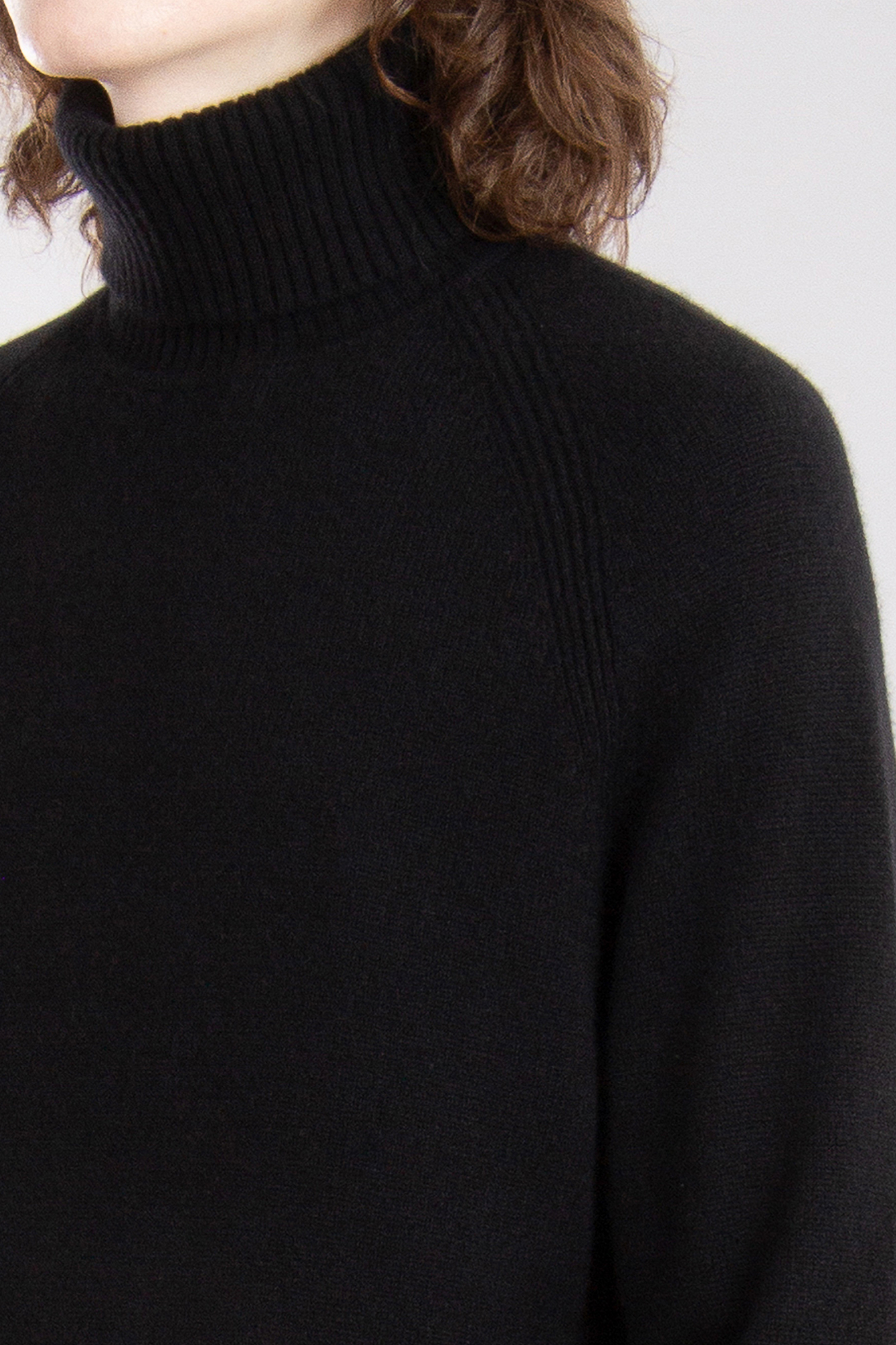 BOSS Cashmere Turtleneck Sweater H-Elogico