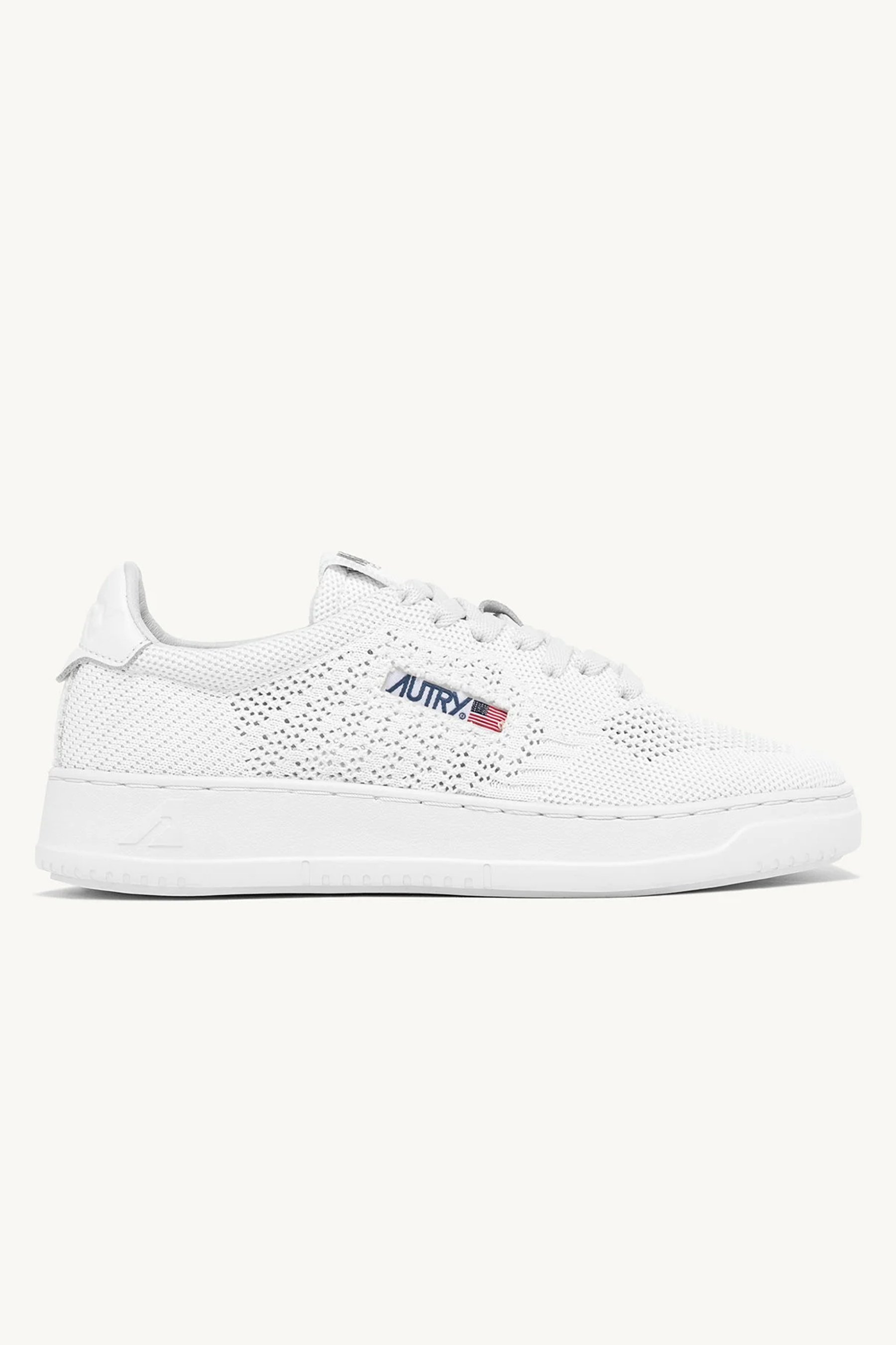 AUTRY Perforated Fabric Sneakers Medalist Easeknit Low