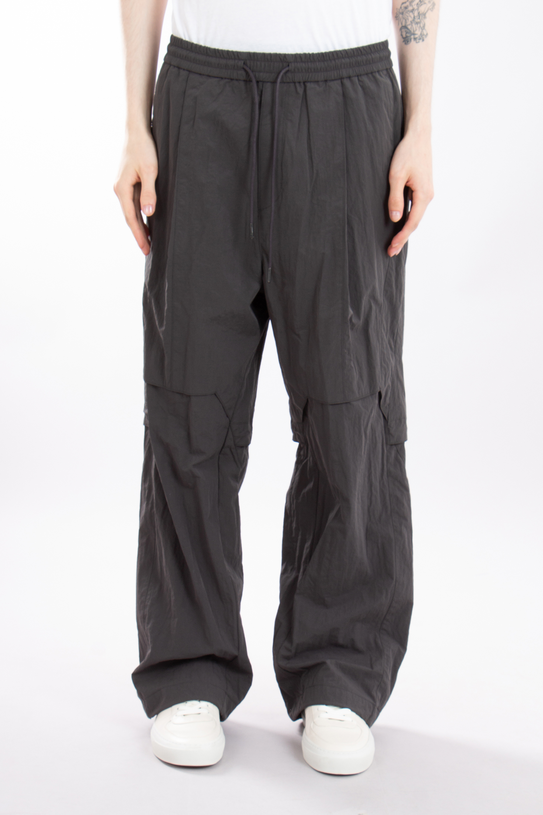 JUUN.J Loose Fit Nylon Pants