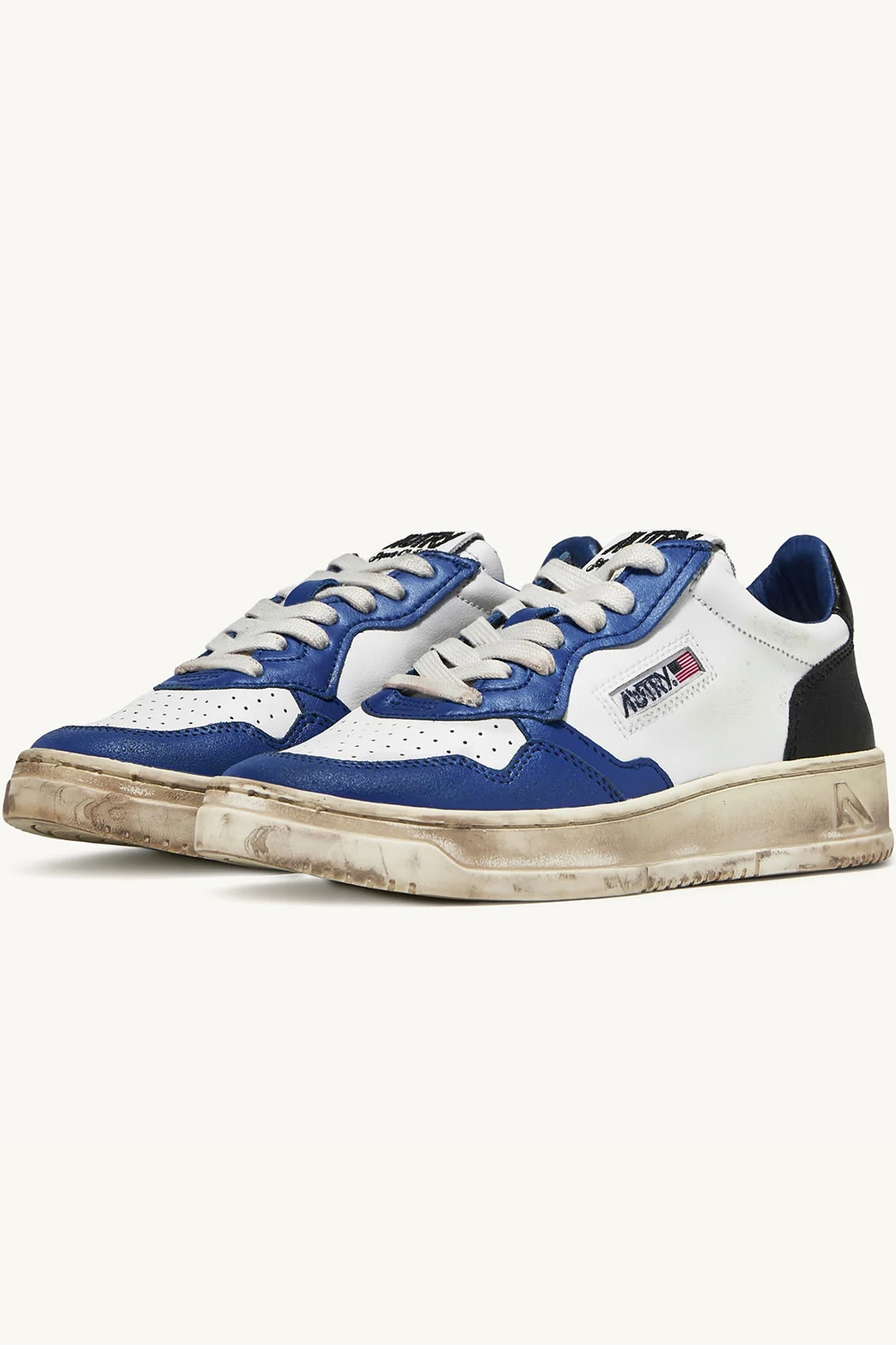 AUTRY Super Vintage Medalist Low Sneakers | Sneakers | Sneakers ...